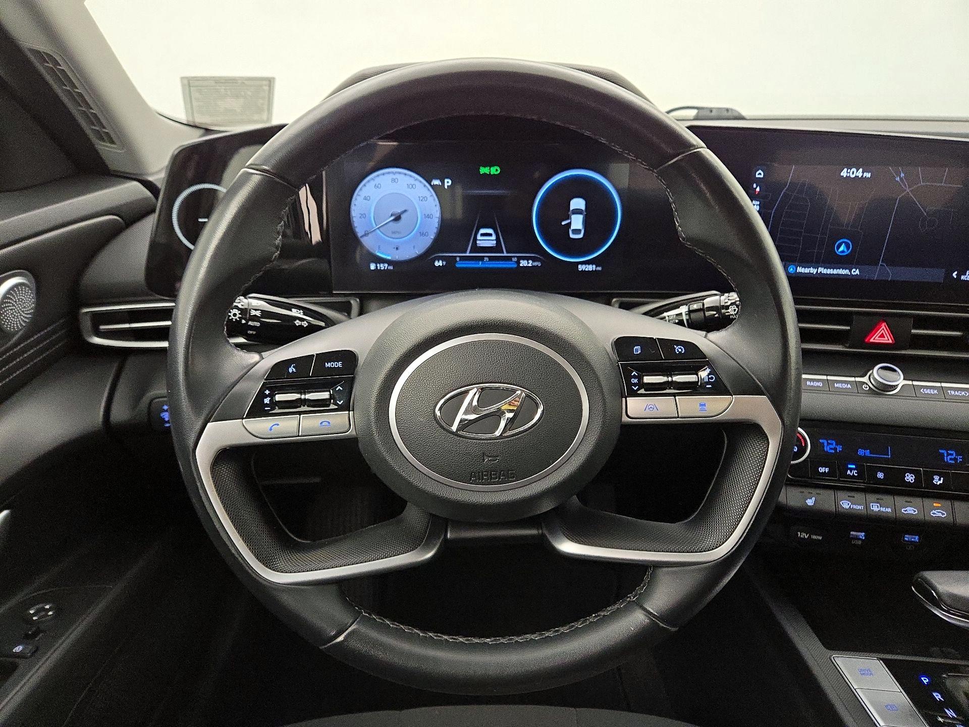 Thumbnail: 2023 Hyundai Elantra - 10