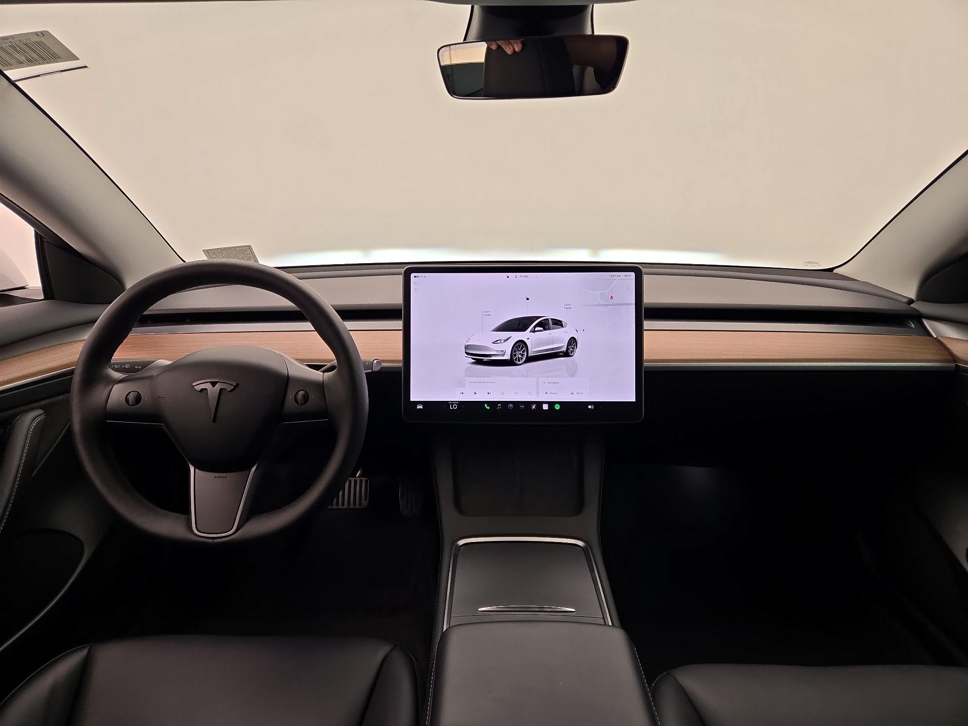 Thumbnail: 2023 Tesla Model 3 - 9