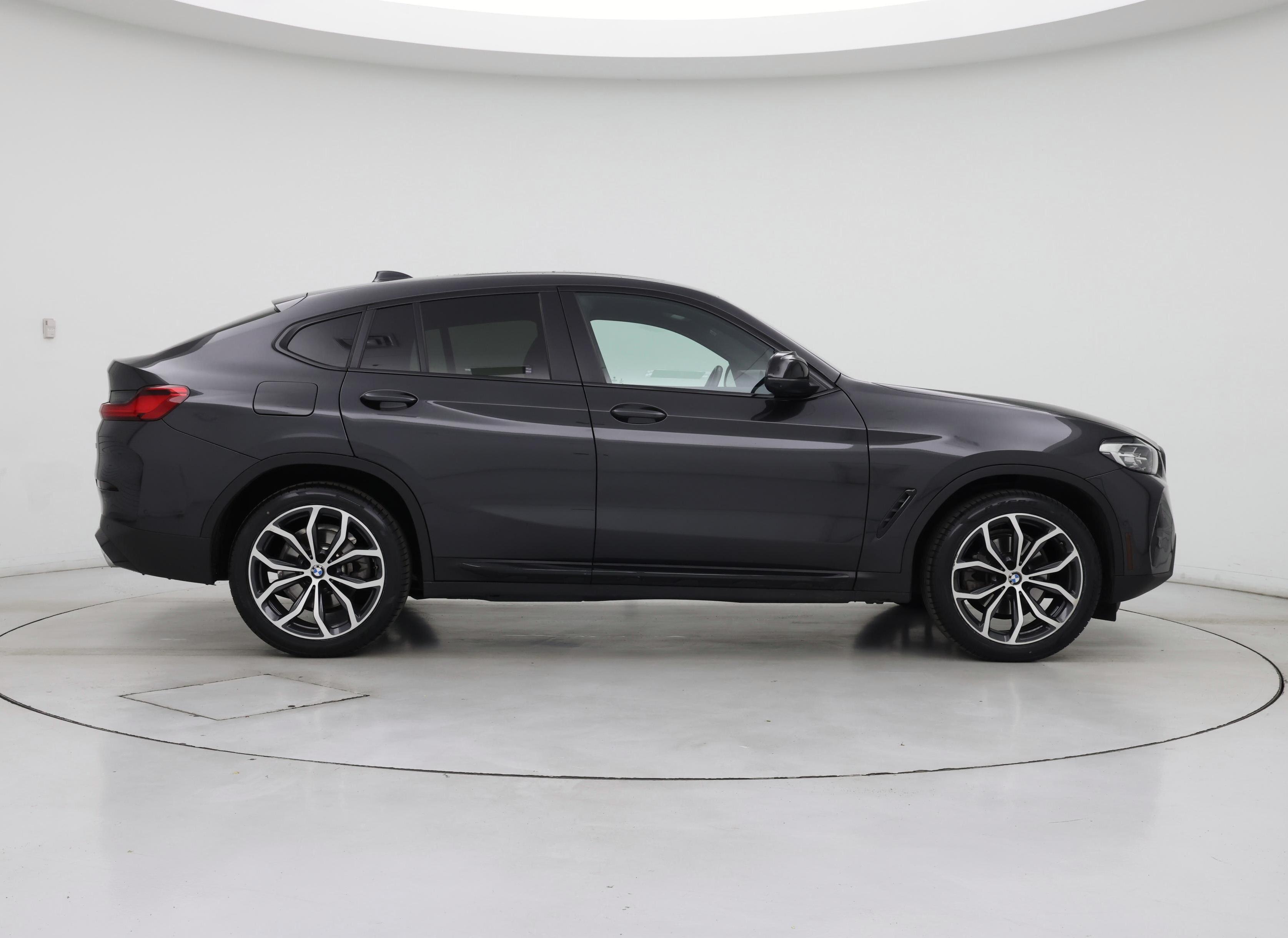 Thumbnail: 2023 BMW X4 - 7