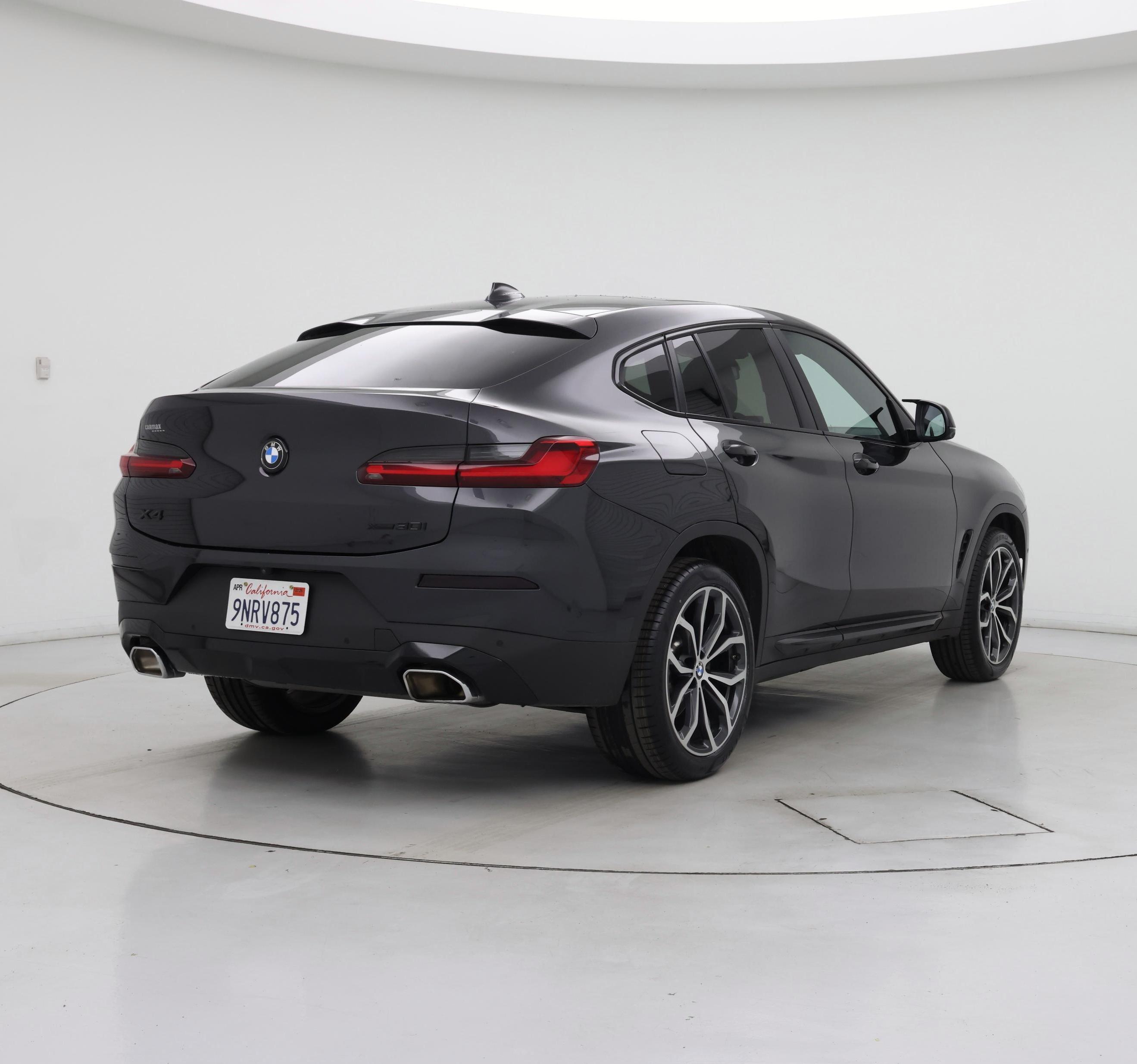 Thumbnail: 2023 BMW X4 - 8