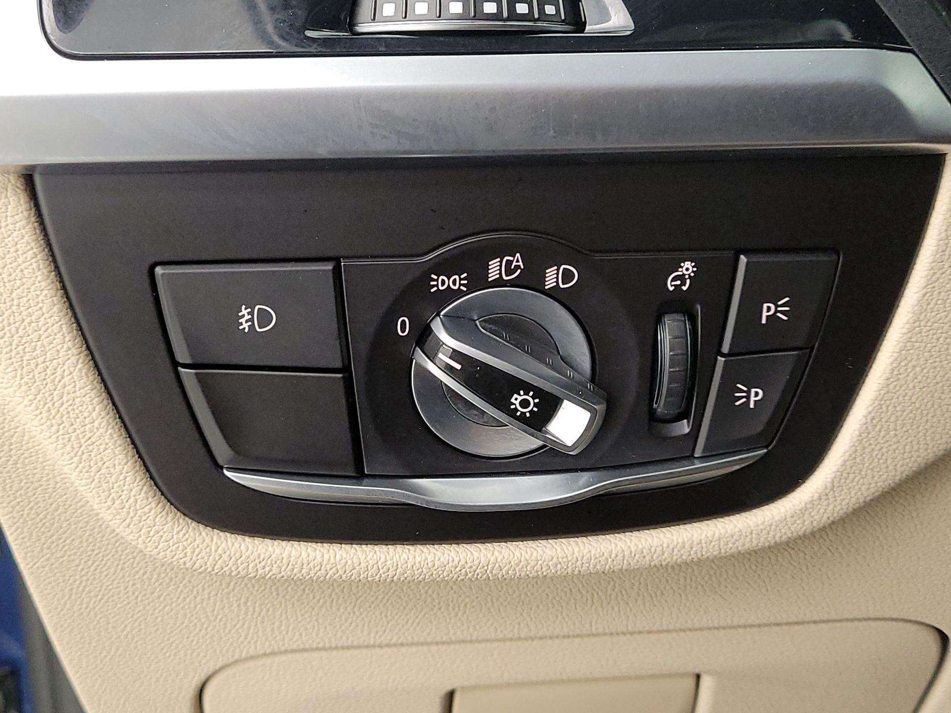 Thumbnail: 2021 BMW X3 - 13