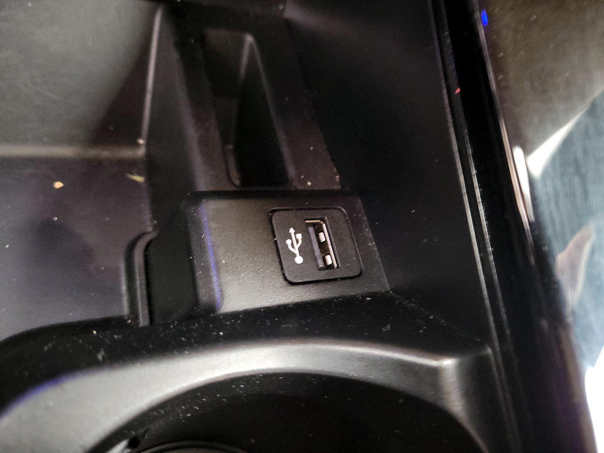 Thumbnail: 2021 BMW X3 - 19