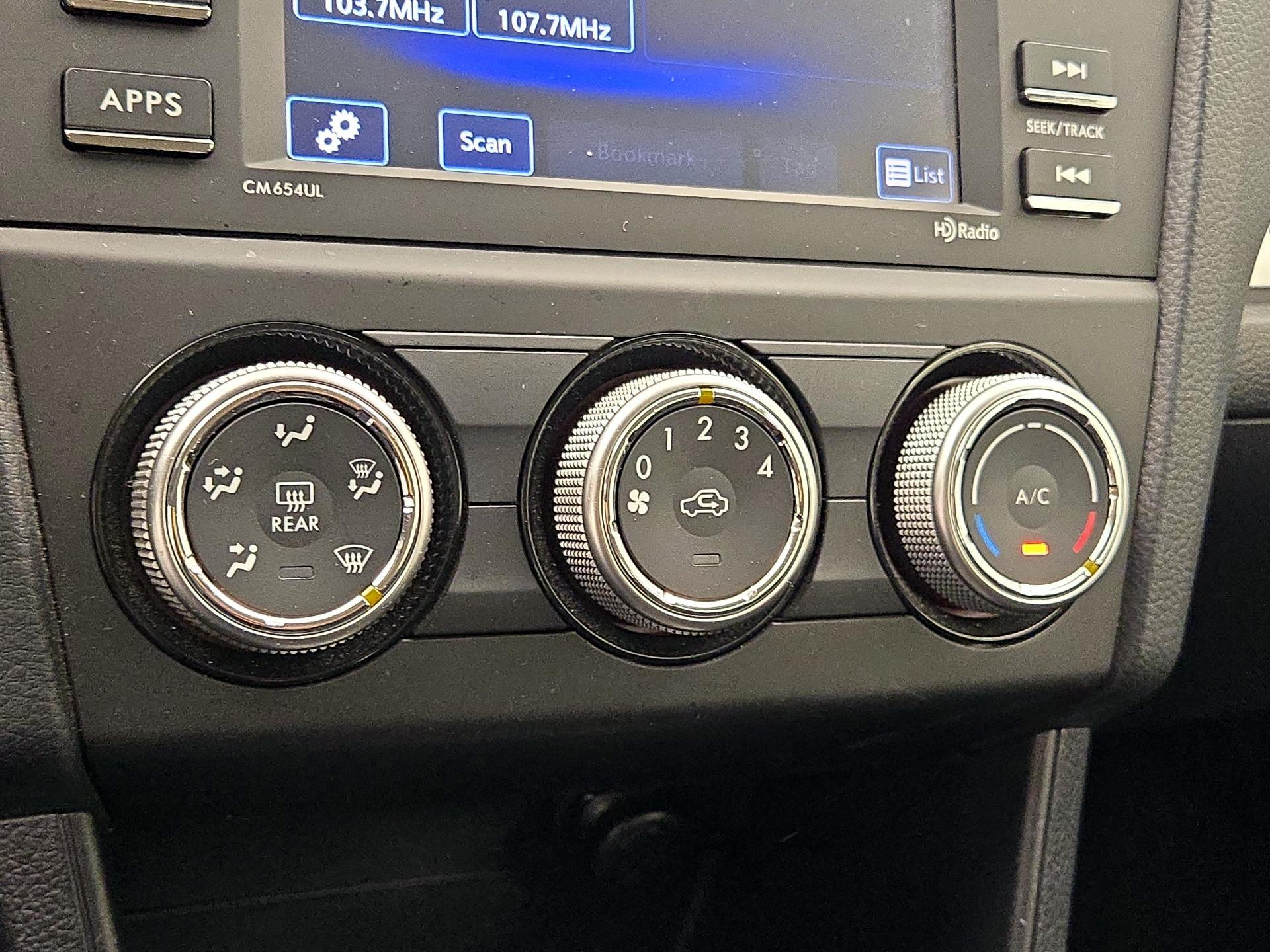 Thumbnail: 2015 Subaru Impreza - 16