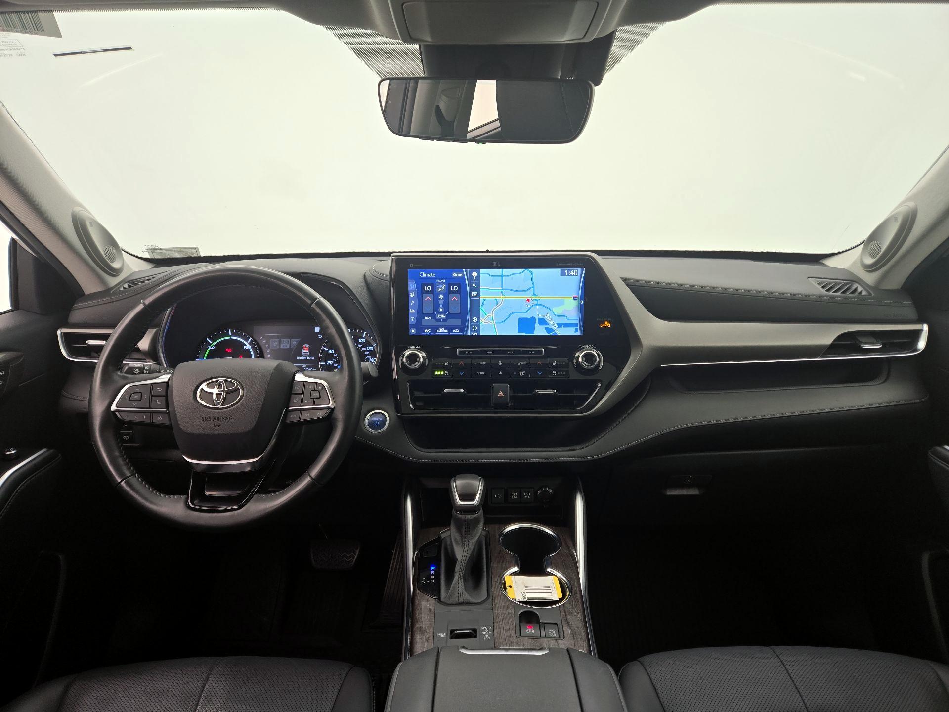 Thumbnail: 2021 Toyota Highlander - 9