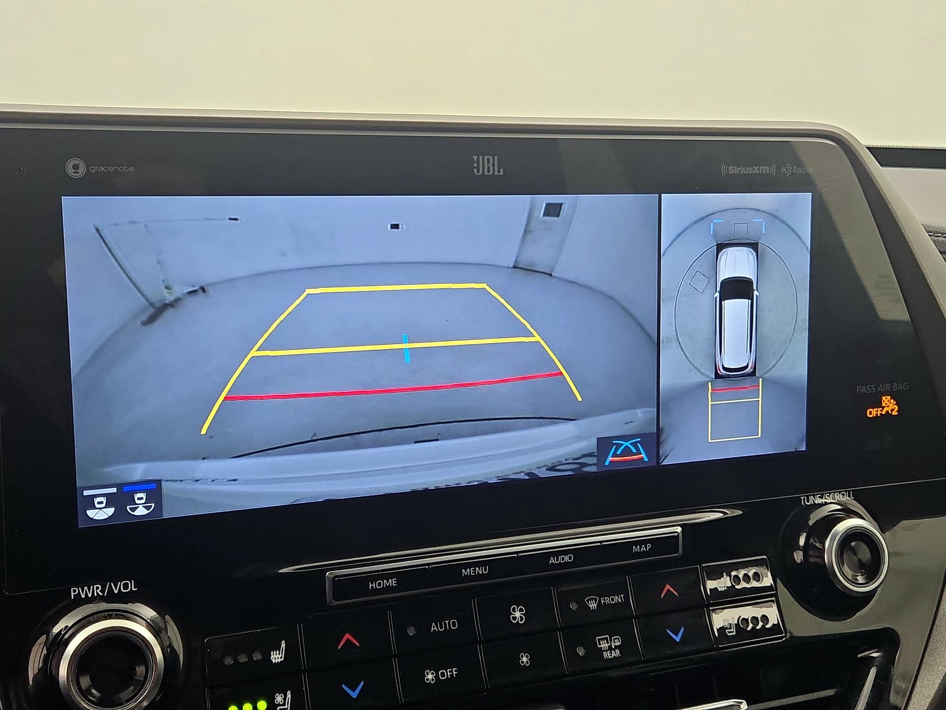 Thumbnail: 2021 Toyota Highlander - 15