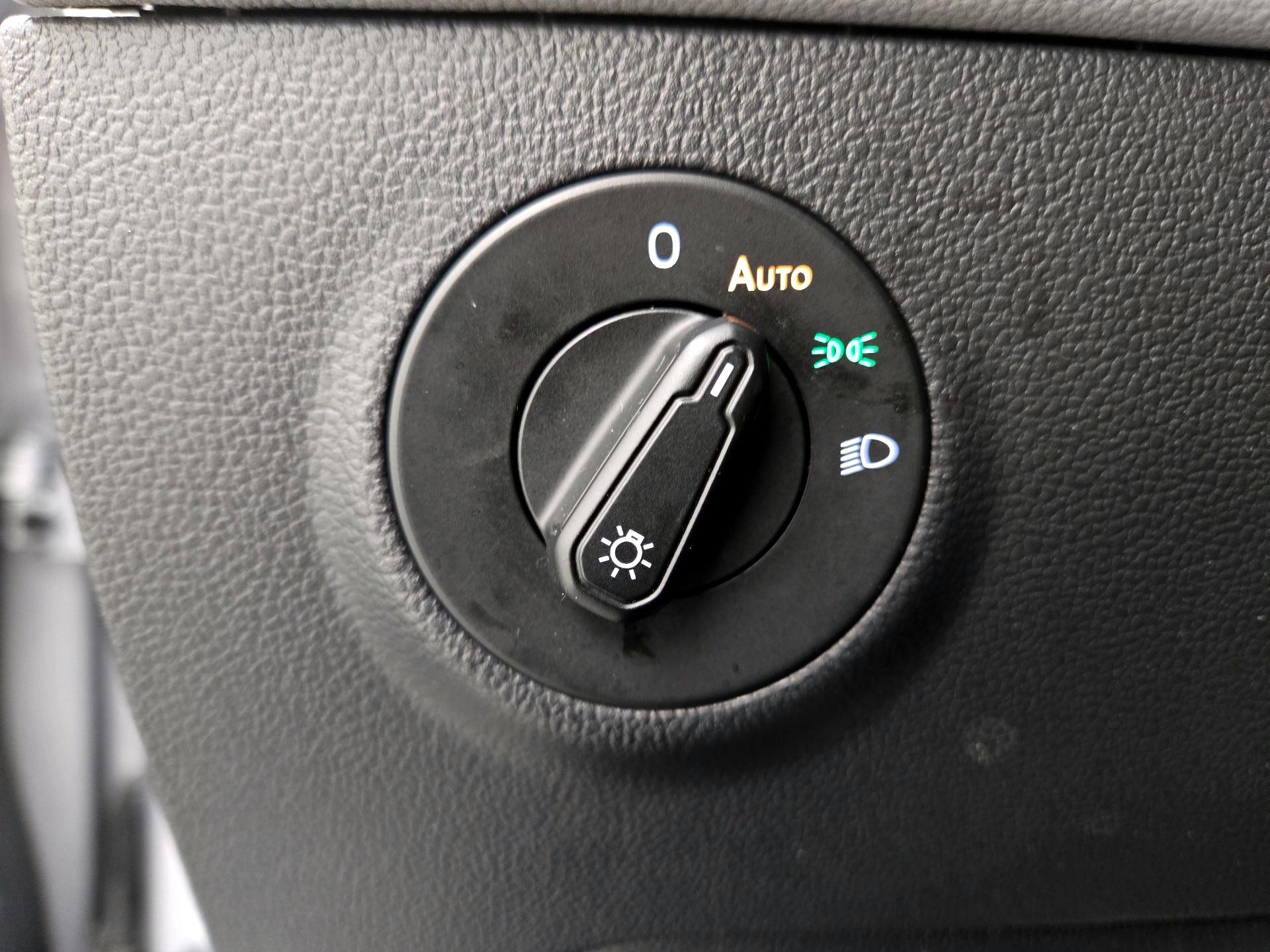 Thumbnail: 2023 Volkswagen Taos - 13