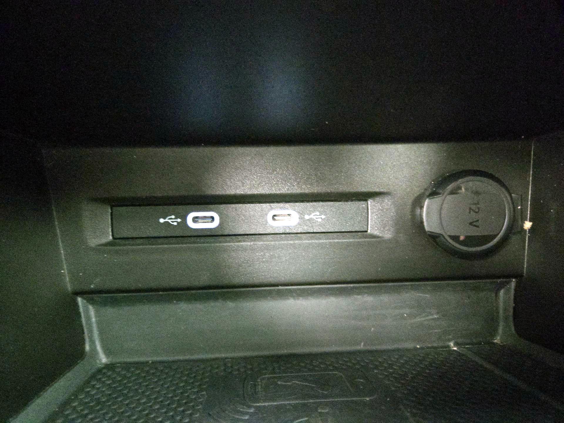 Thumbnail: 2023 Volkswagen Taos - 18