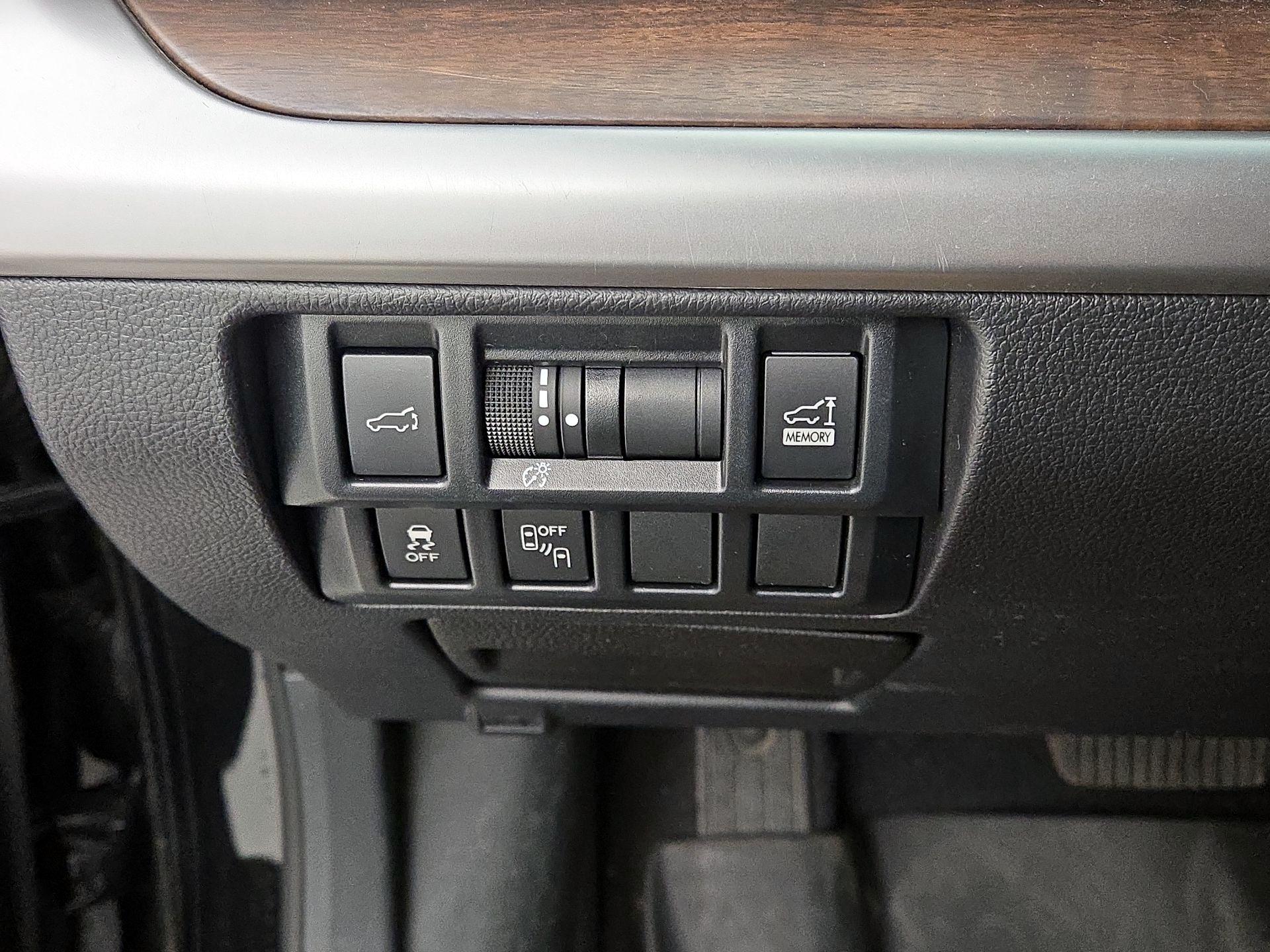 Thumbnail: 2018 Subaru Outback - 13