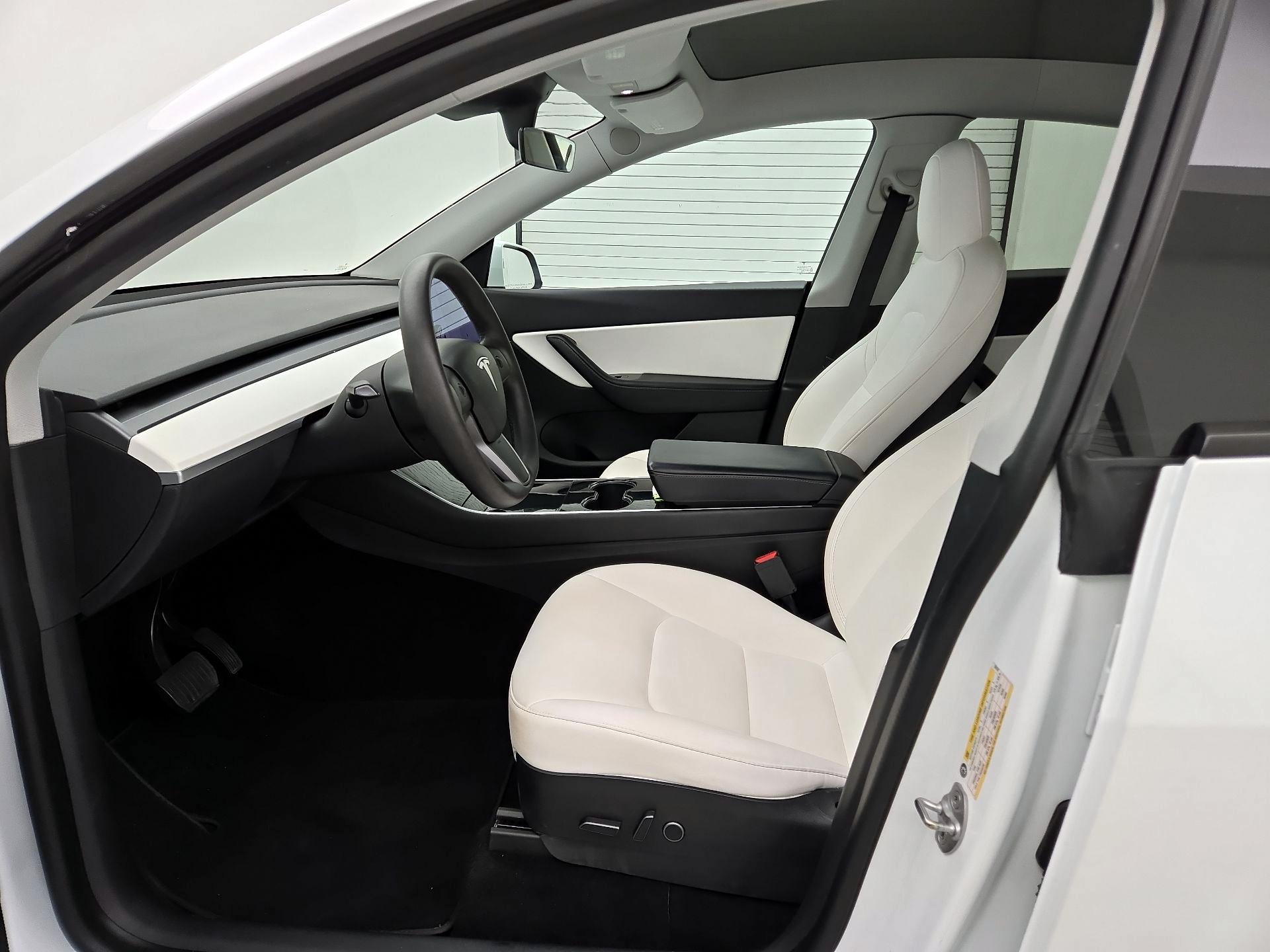 Thumbnail: 2021 Tesla Model Y - 11