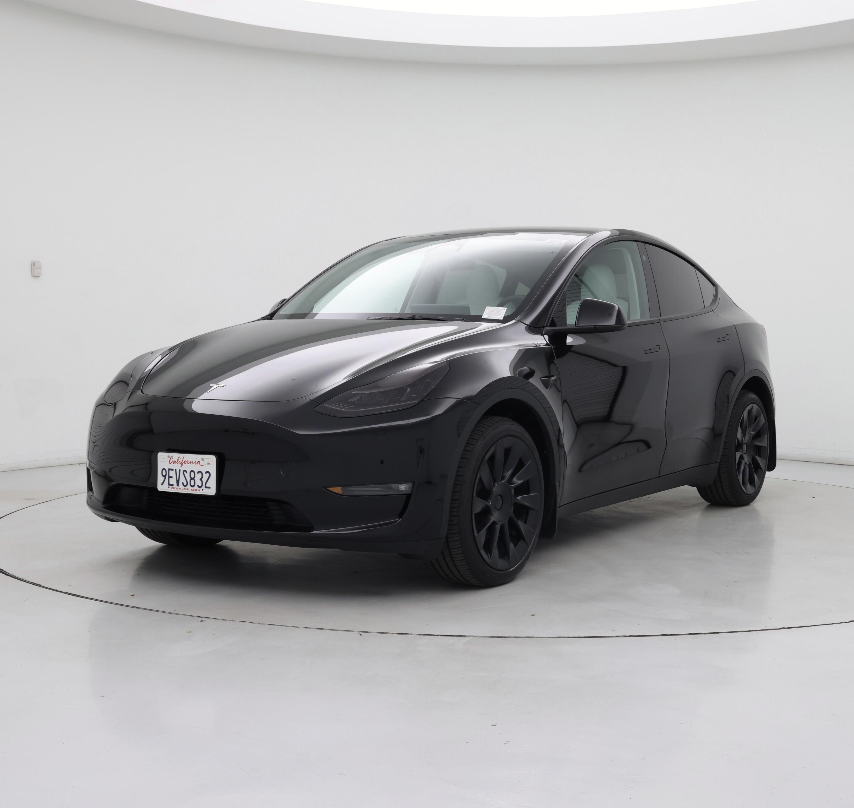Thumbnail: 2023 Tesla Model Y - 4
