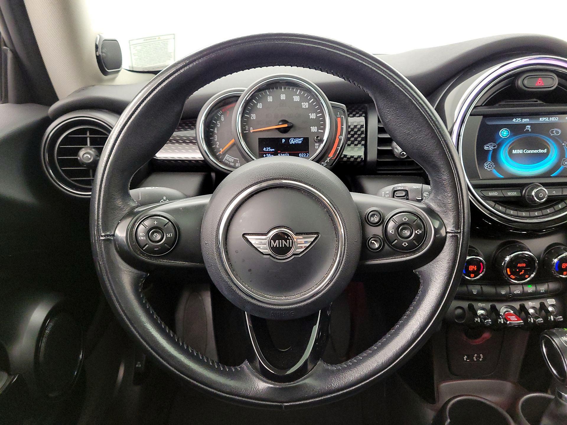 Thumbnail: 2018 MINI Cooper Hardtop - 10