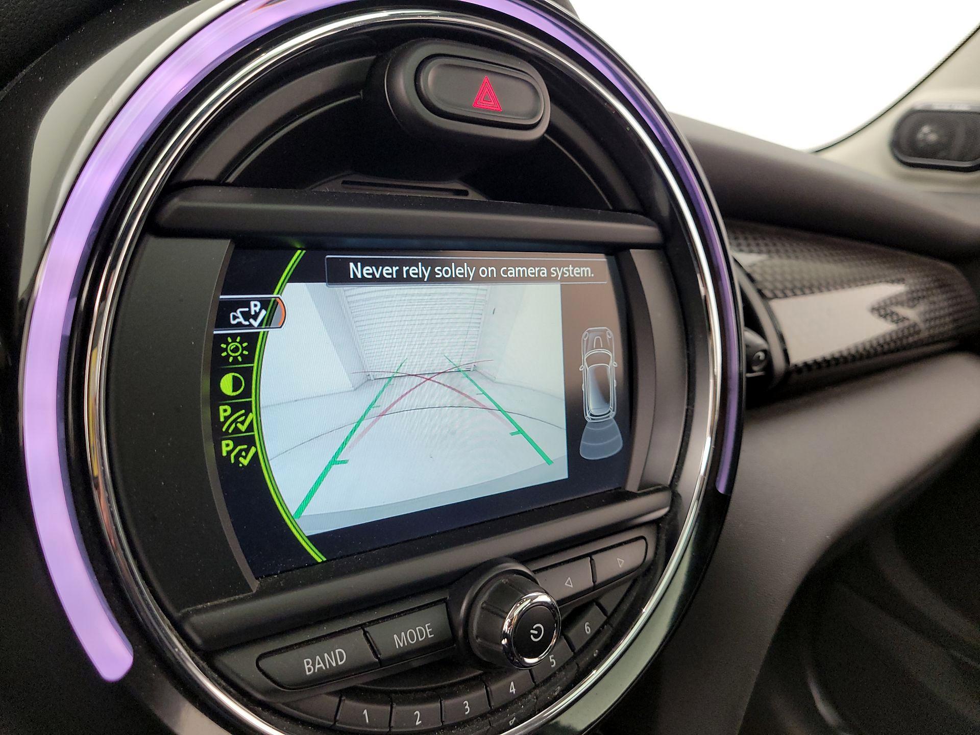 Thumbnail: 2018 MINI Cooper Hardtop - 14