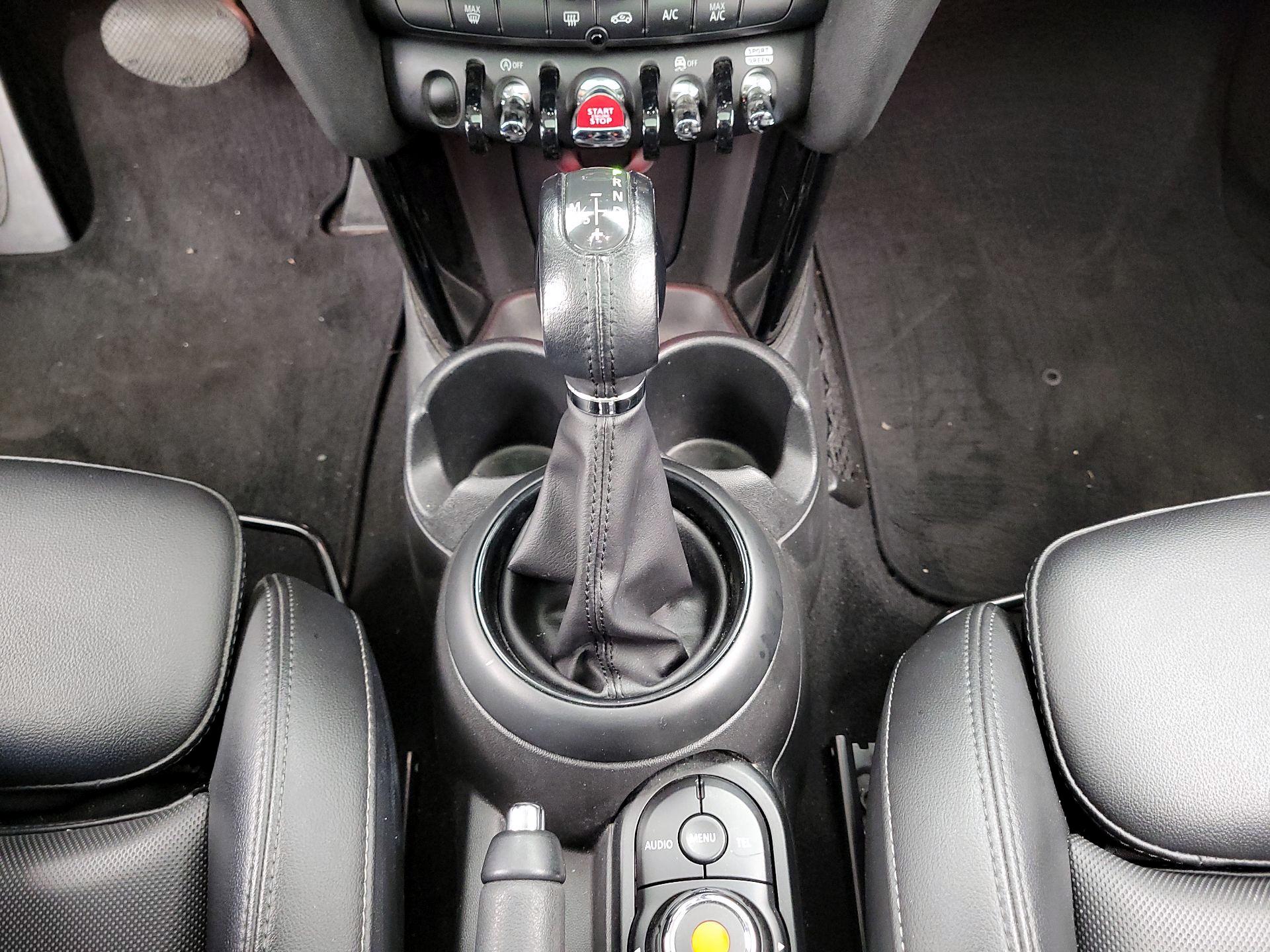 Thumbnail: 2018 MINI Cooper Hardtop - 17