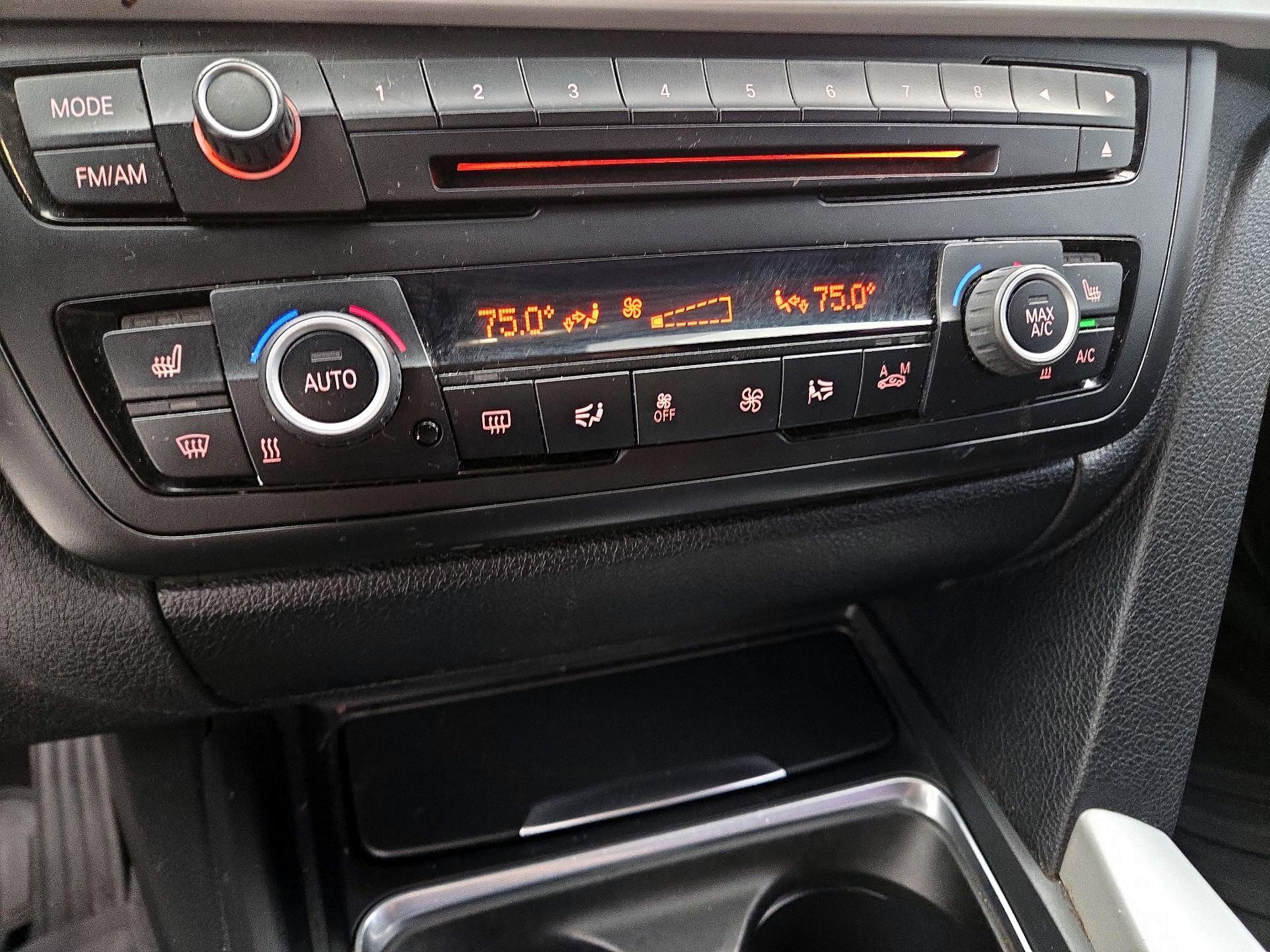 Thumbnail: 2014 BMW 3 Series - 16