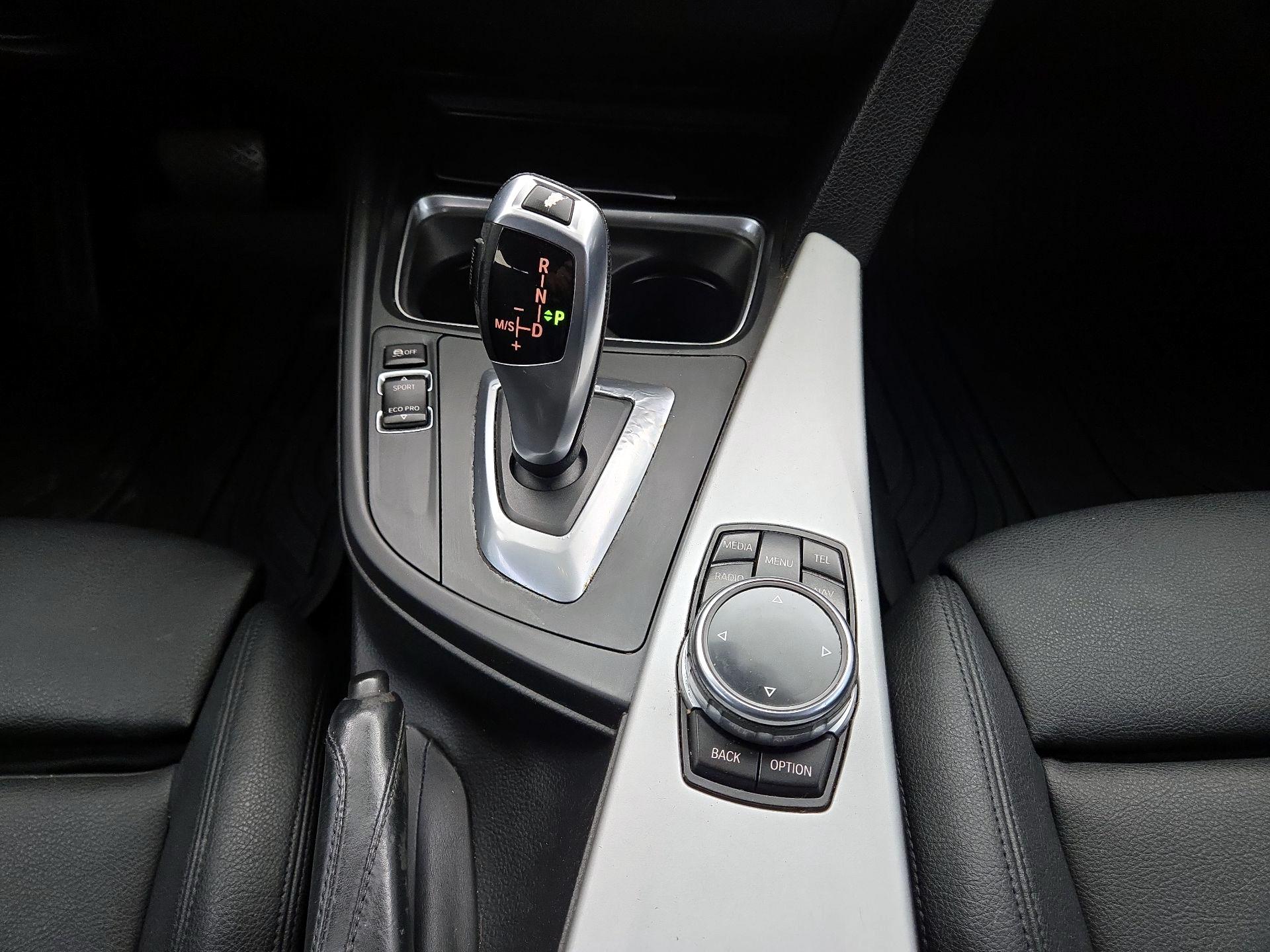 Thumbnail: 2014 BMW 3 Series - 17