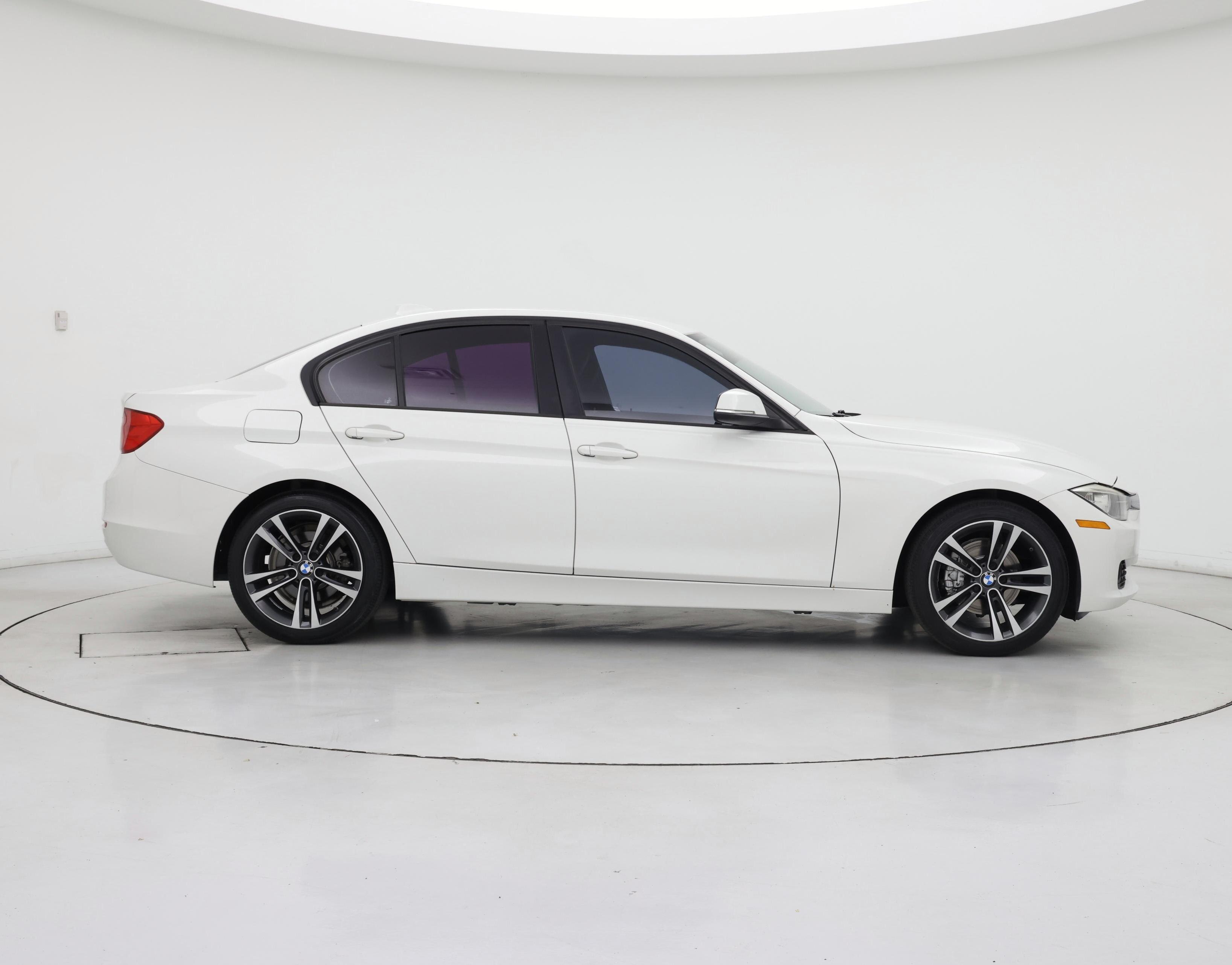 Thumbnail: 2014 BMW 3 Series - 7
