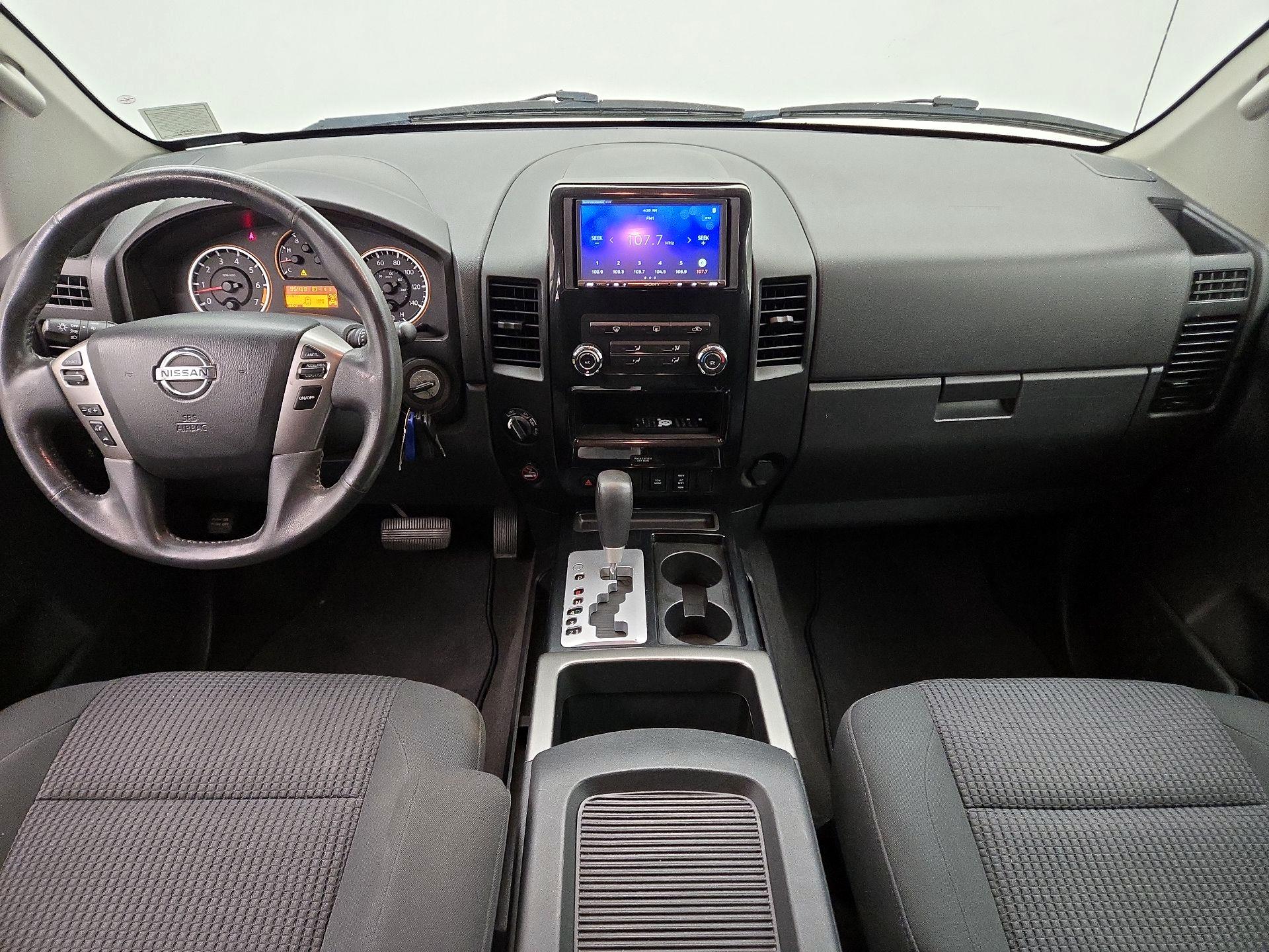 Thumbnail: 2014 Nissan Titan - 9