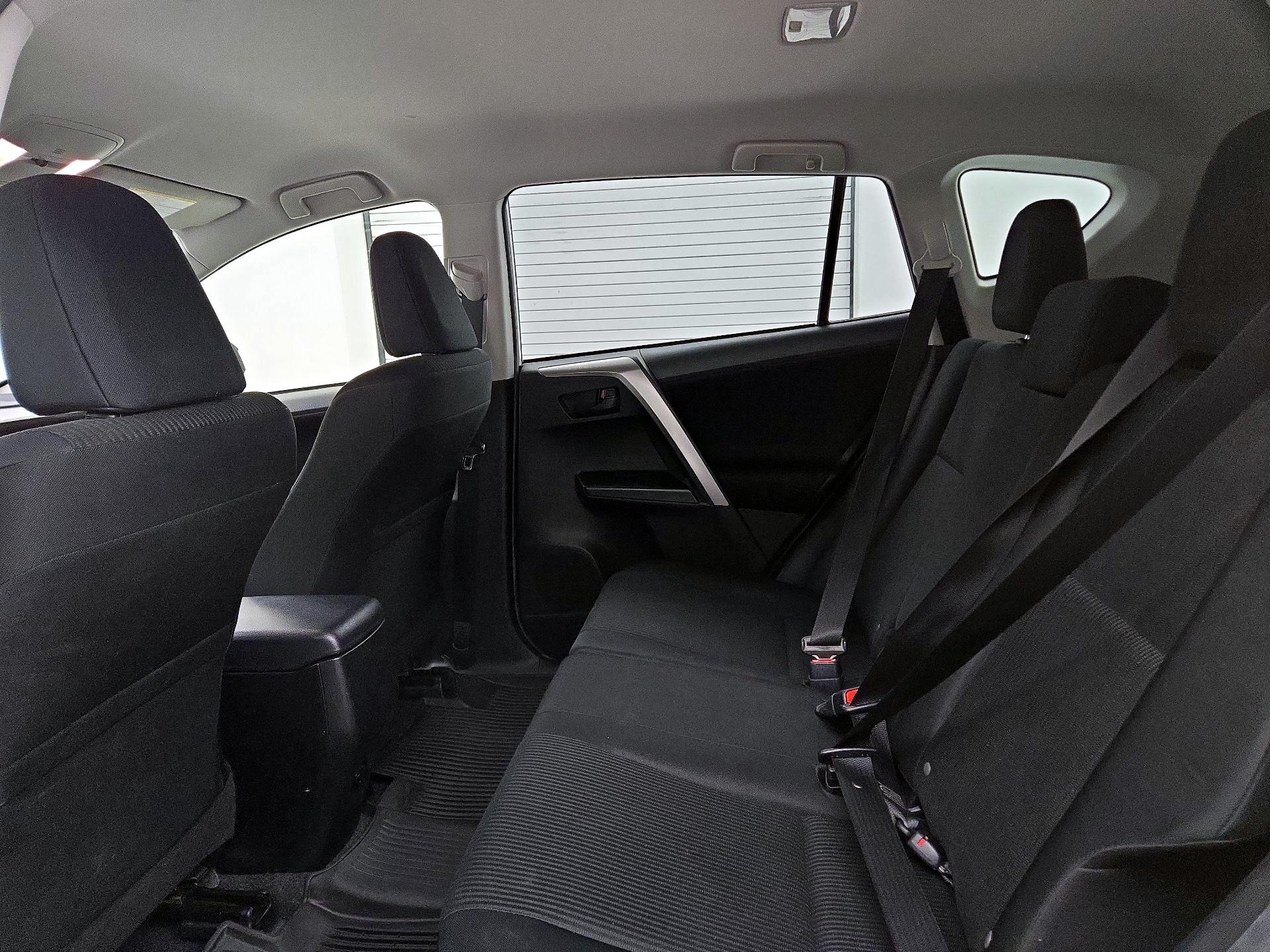 Thumbnail: 2017 Toyota RAV4 - 19