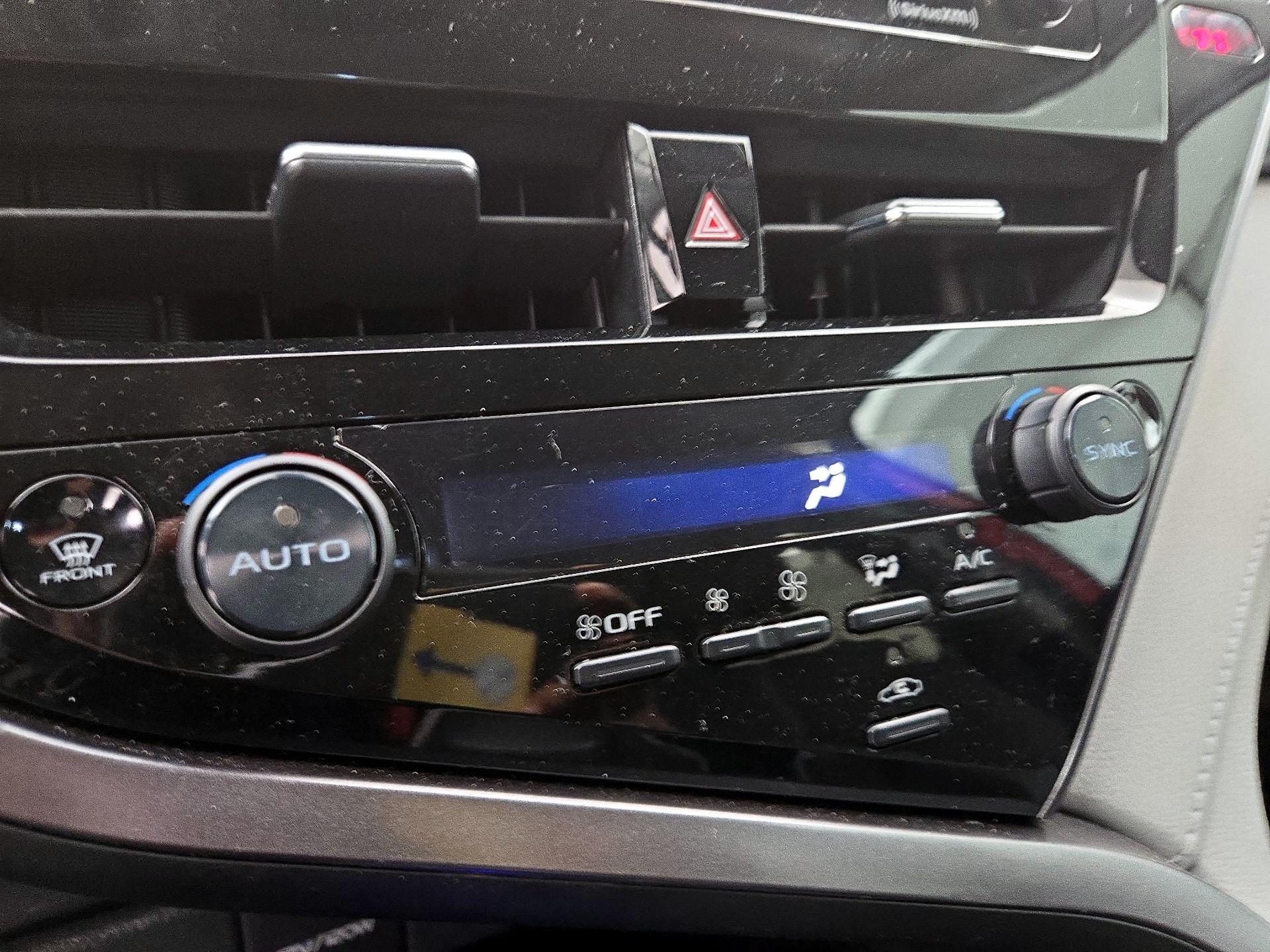 Thumbnail: 2023 Toyota Camry - 16