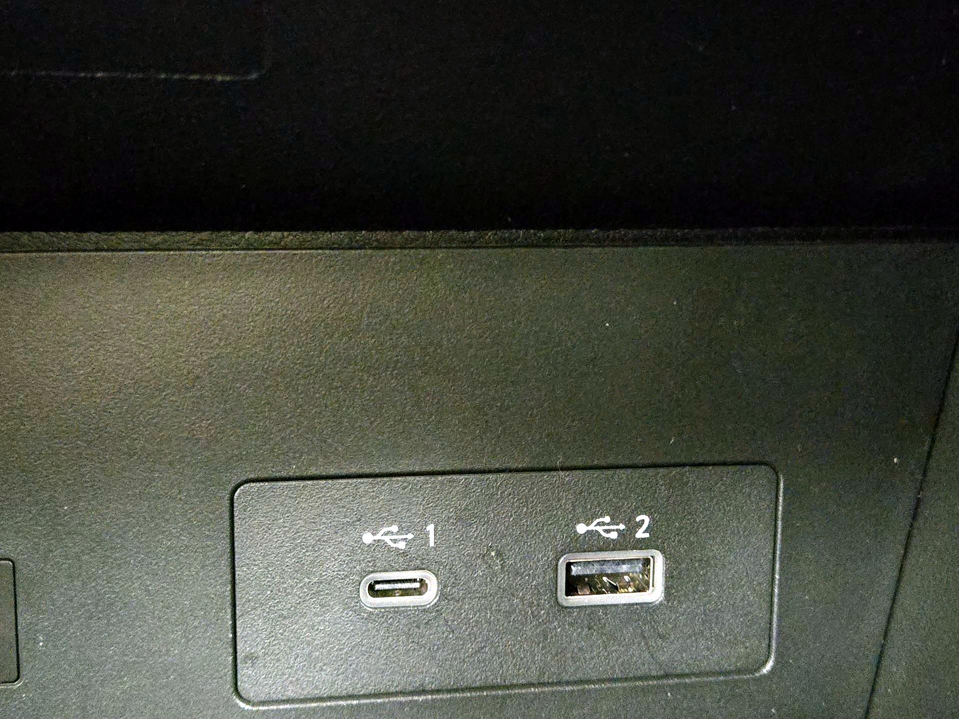 Thumbnail: 2023 Nissan Pathfinder - 19