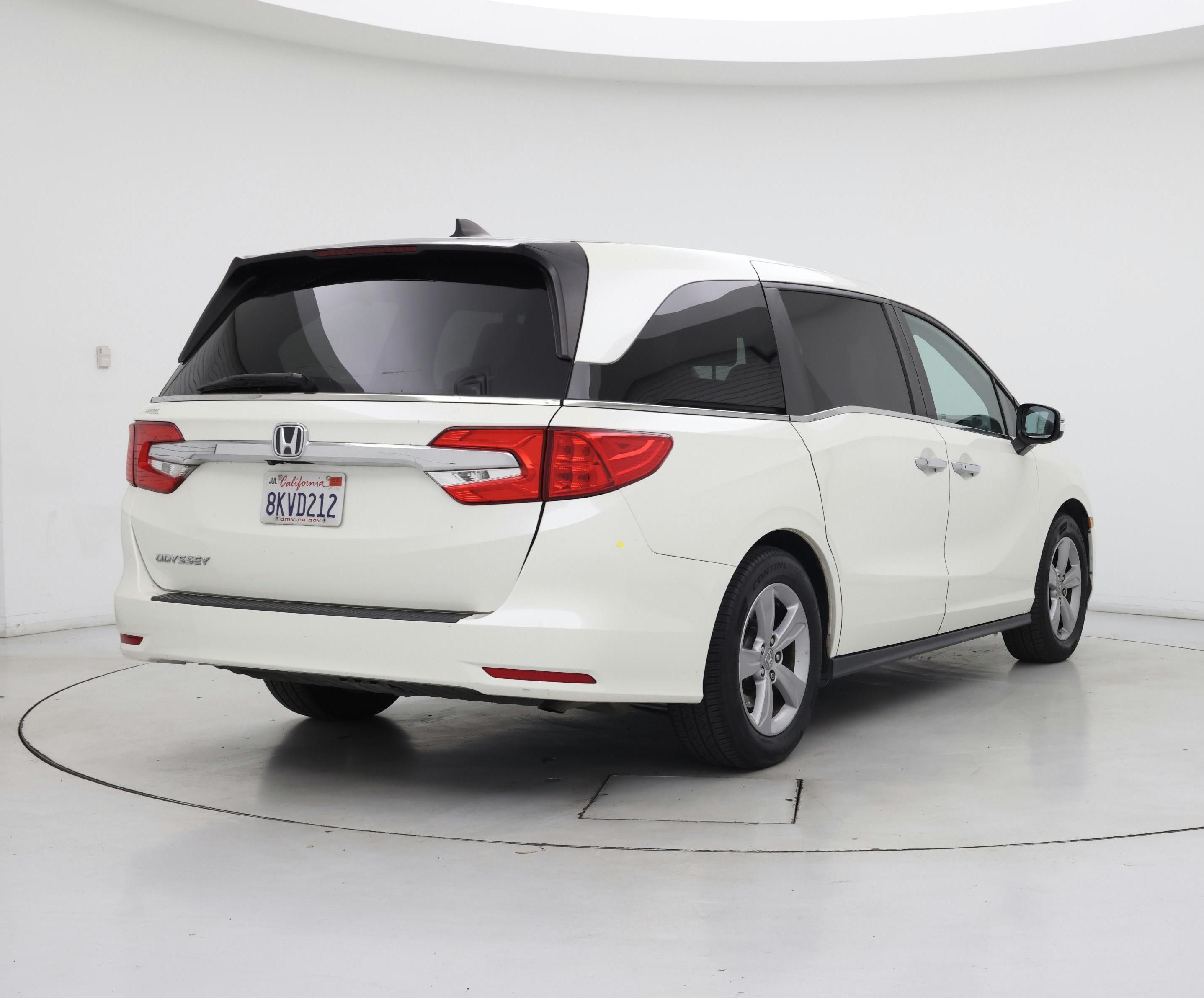 Thumbnail: 2019 Honda Odyssey - 8