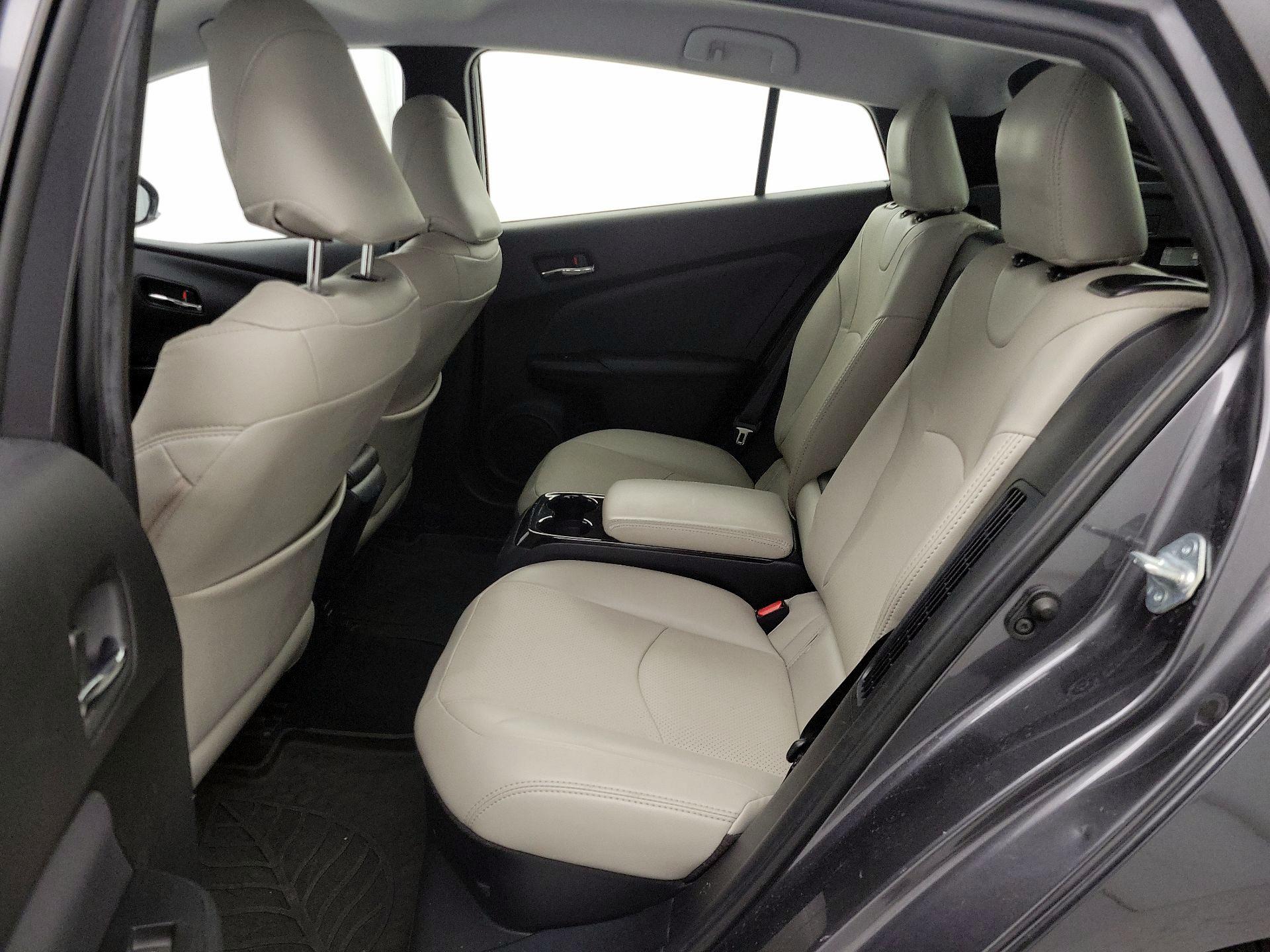 Thumbnail: 2017 Toyota Prius Prime - 18