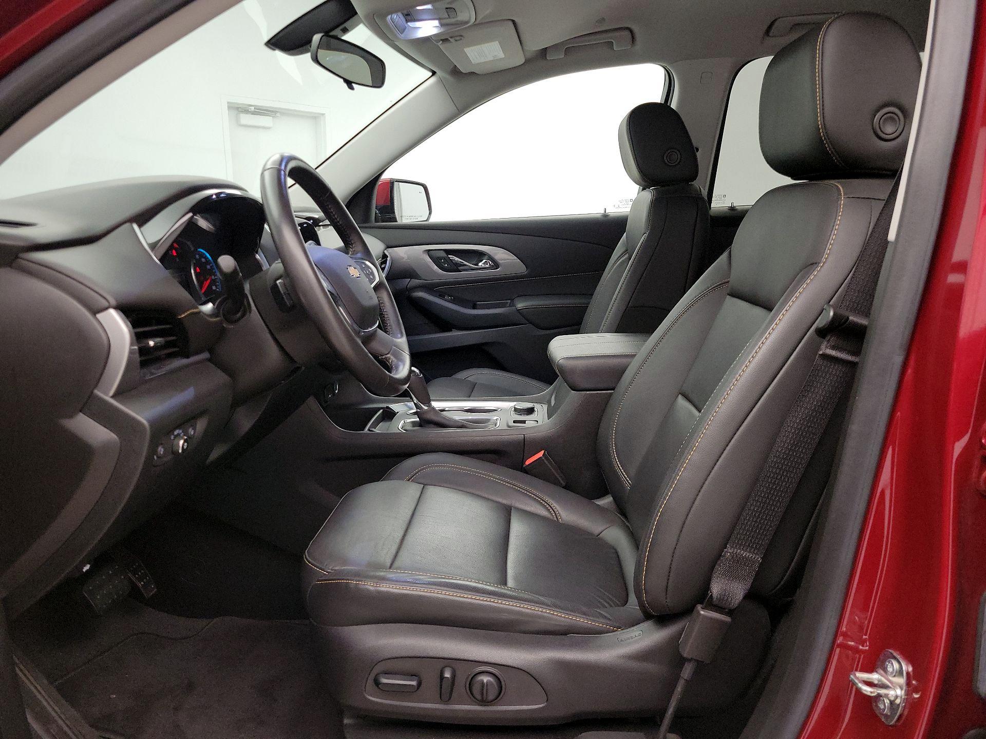 Thumbnail: 2019 Chevrolet Traverse - 11