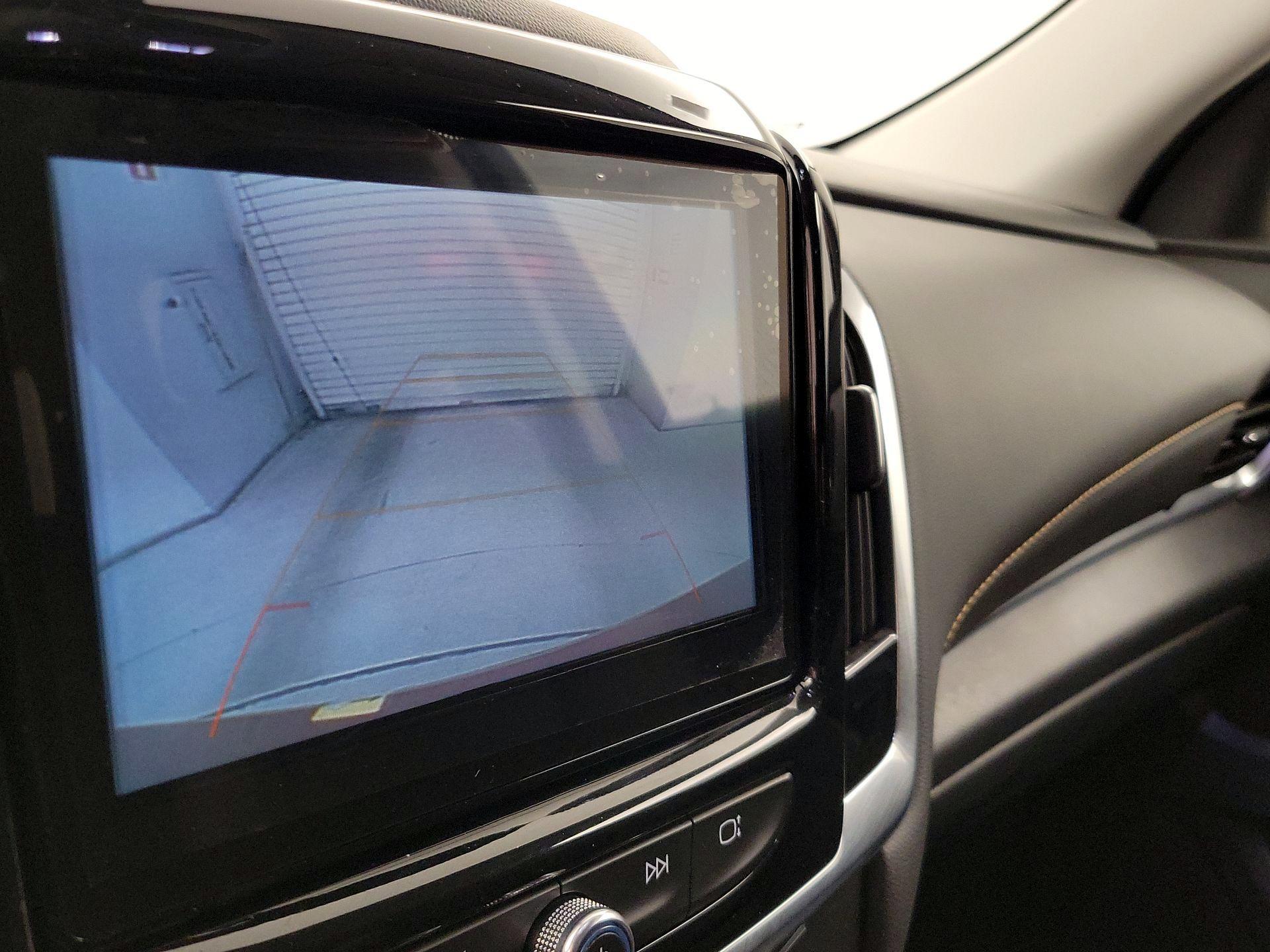 Thumbnail: 2019 Chevrolet Traverse - 14