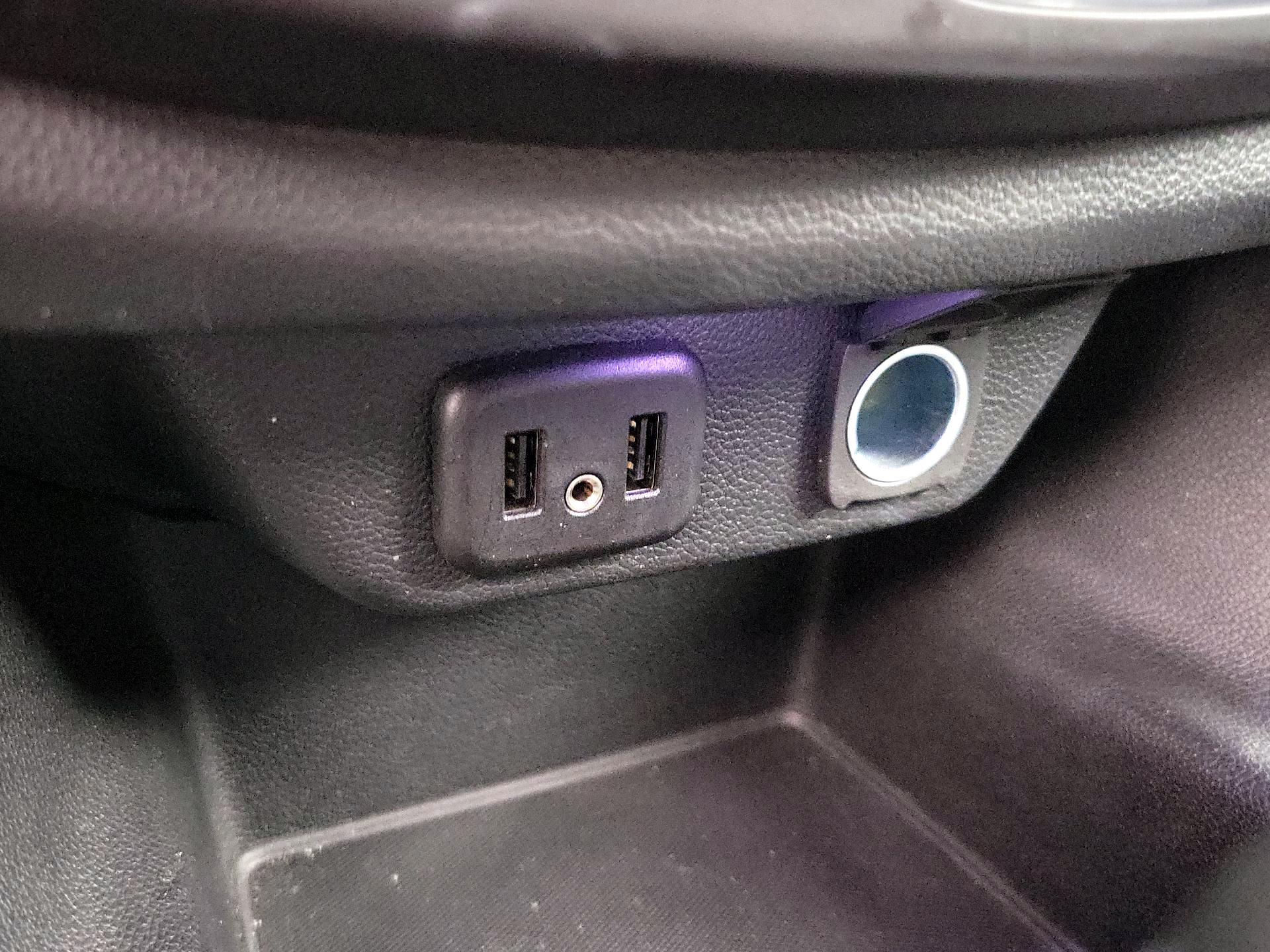 Thumbnail: 2019 Chevrolet Traverse - 18