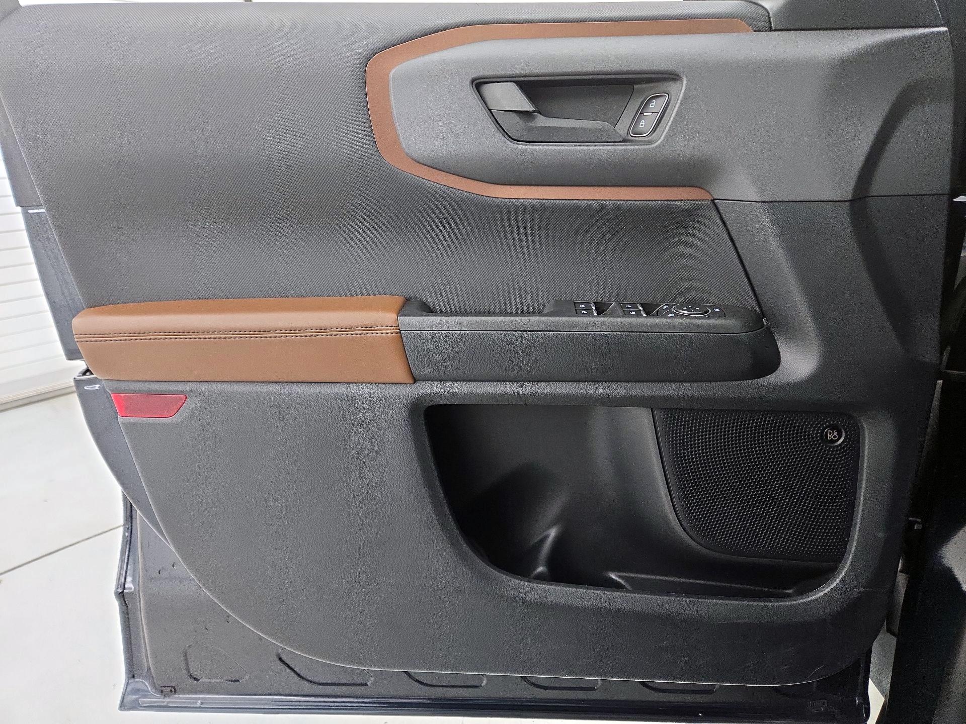 Thumbnail: 2021 Ford Bronco Sport - 12