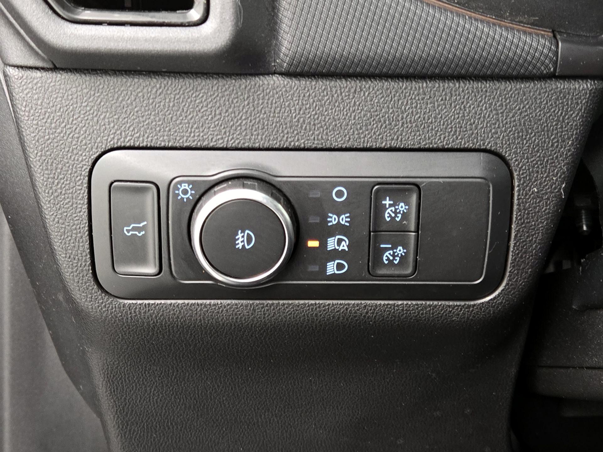 Thumbnail: 2021 Ford Bronco Sport - 13