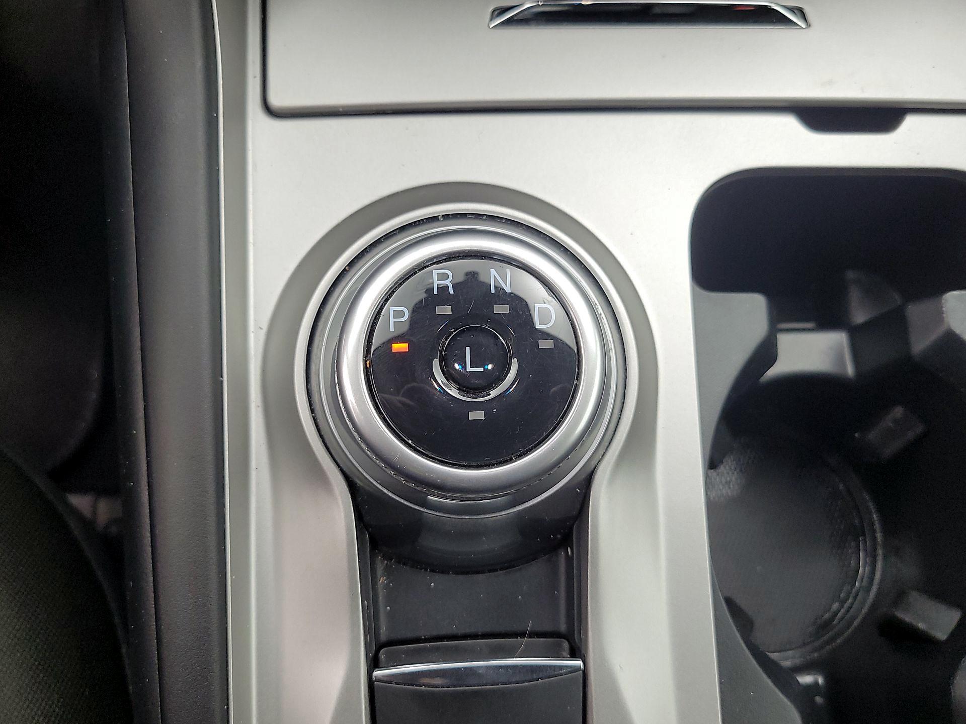 Thumbnail: 2021 Ford Explorer - 17