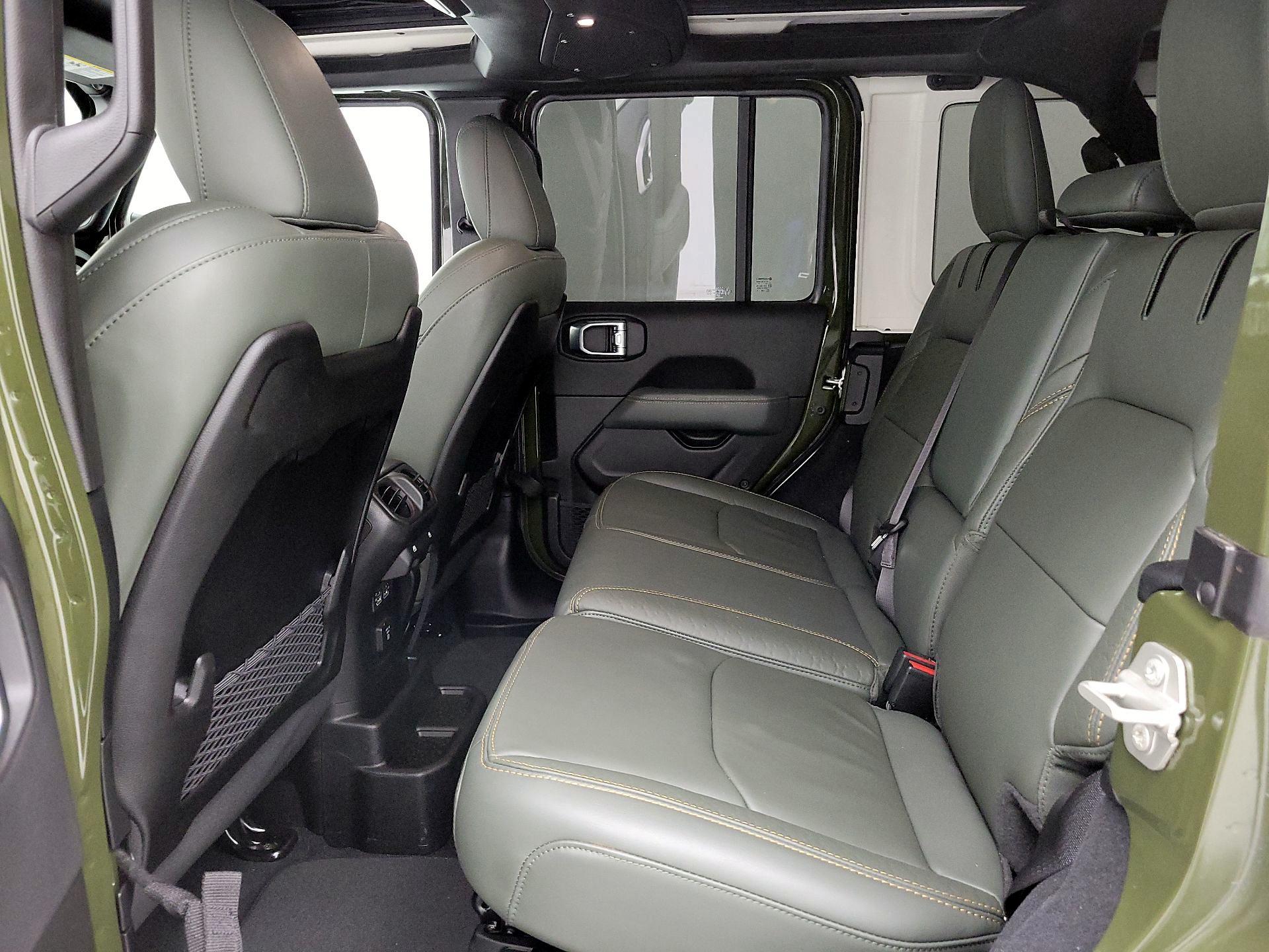 Thumbnail: 2024 Jeep Wrangler - 20