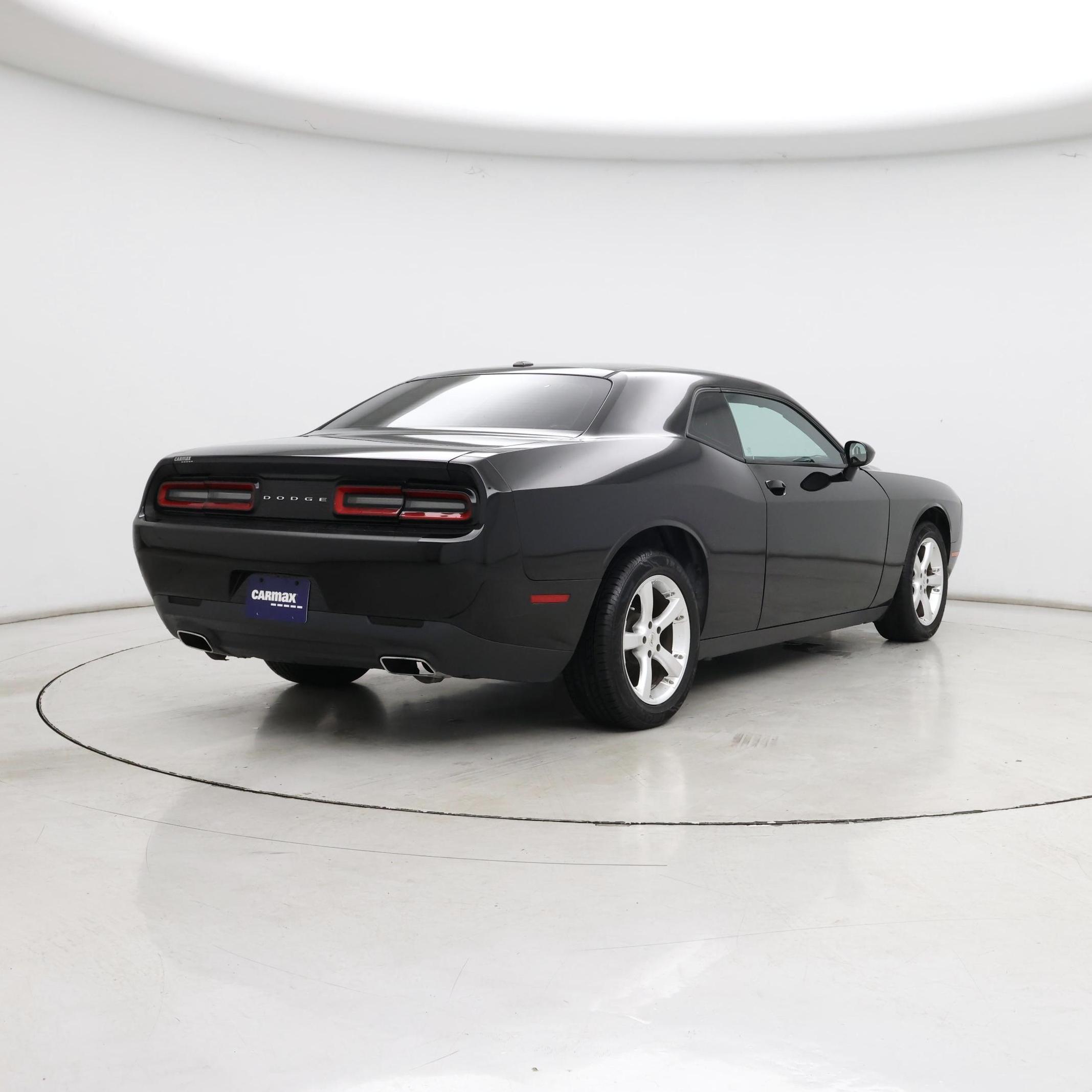 Thumbnail: 2016 Dodge Challenger - 8