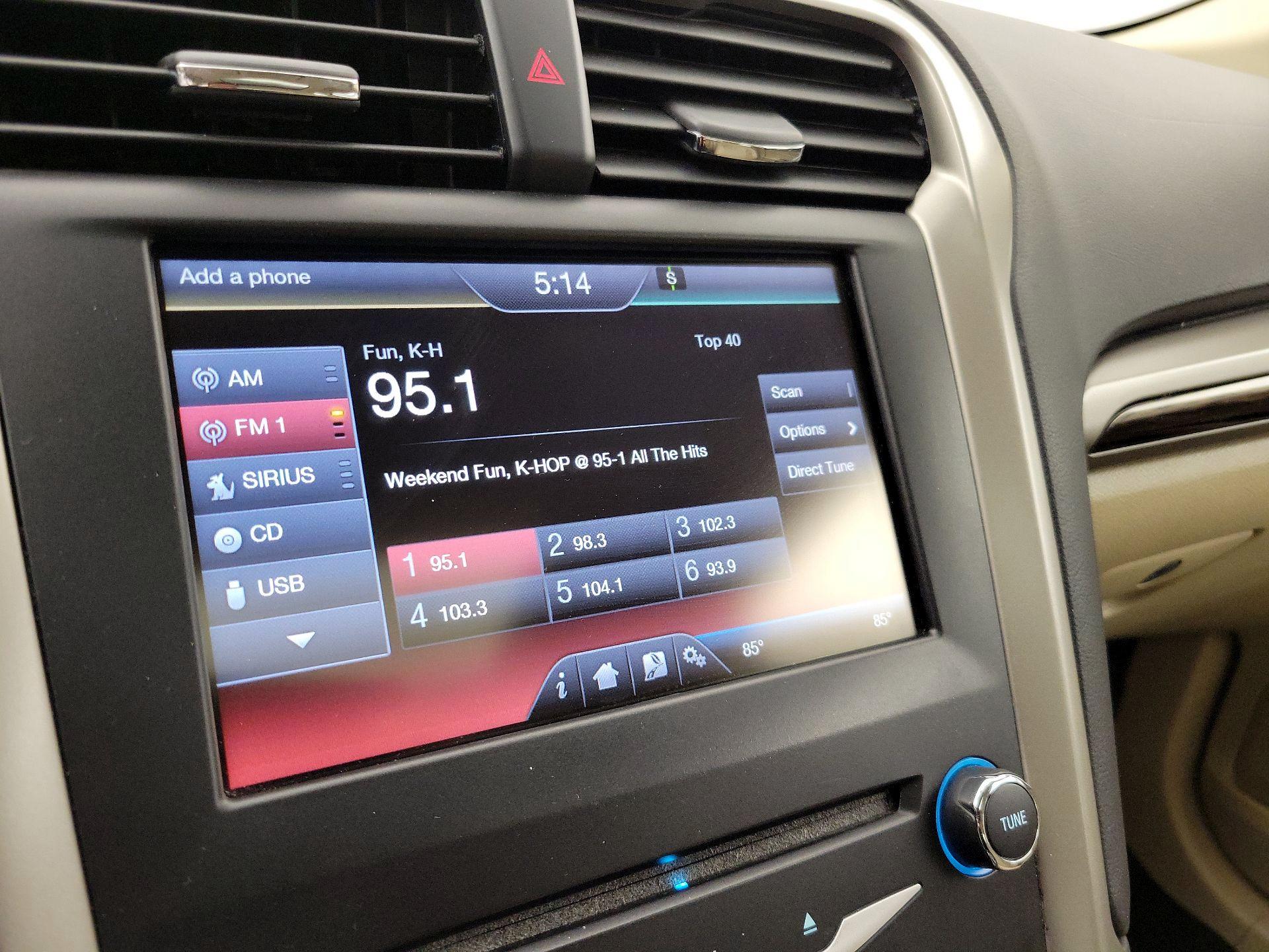 Thumbnail: 2015 Ford Fusion - 16