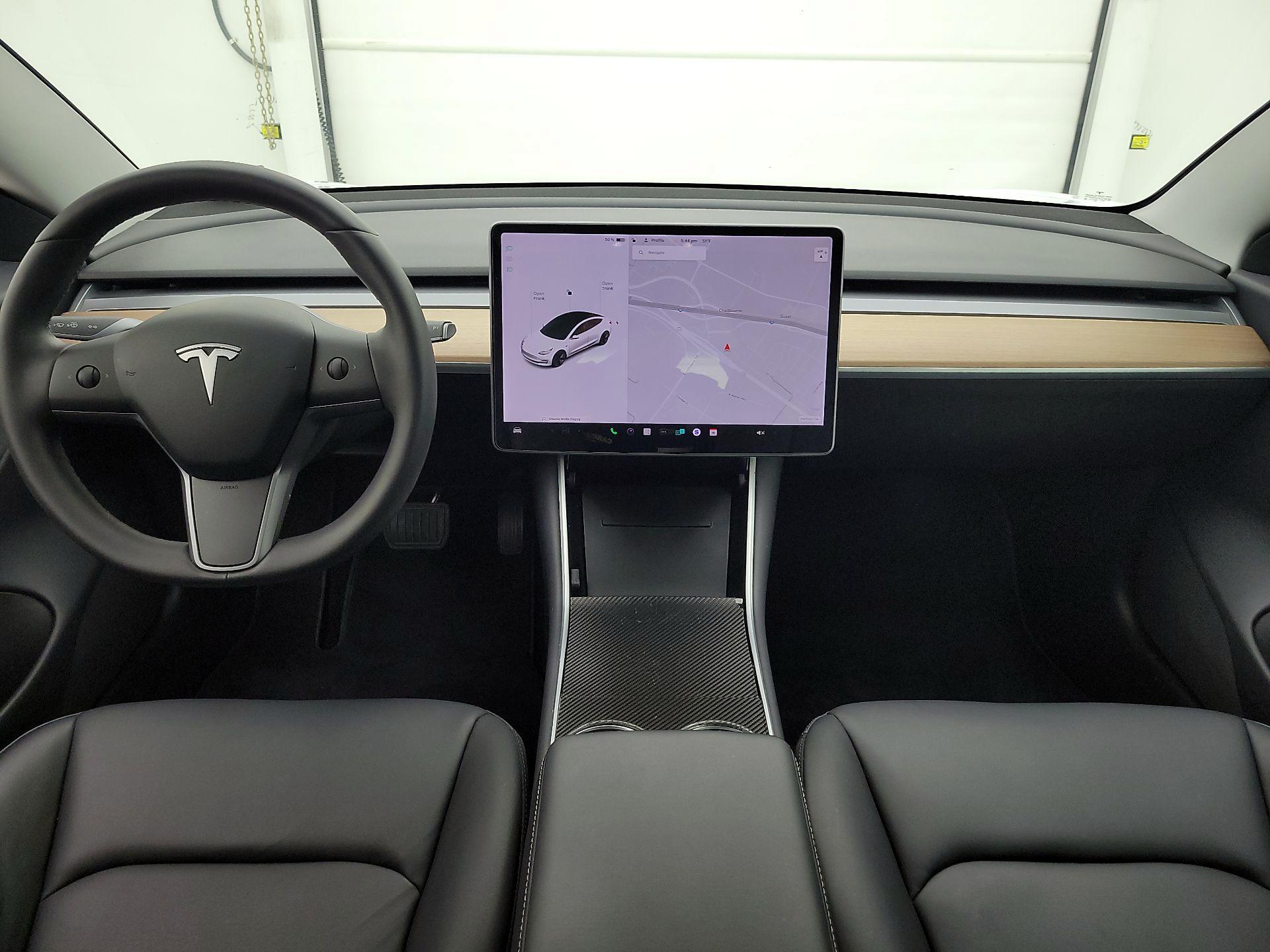 Thumbnail: 2020 Tesla Model 3 - 9