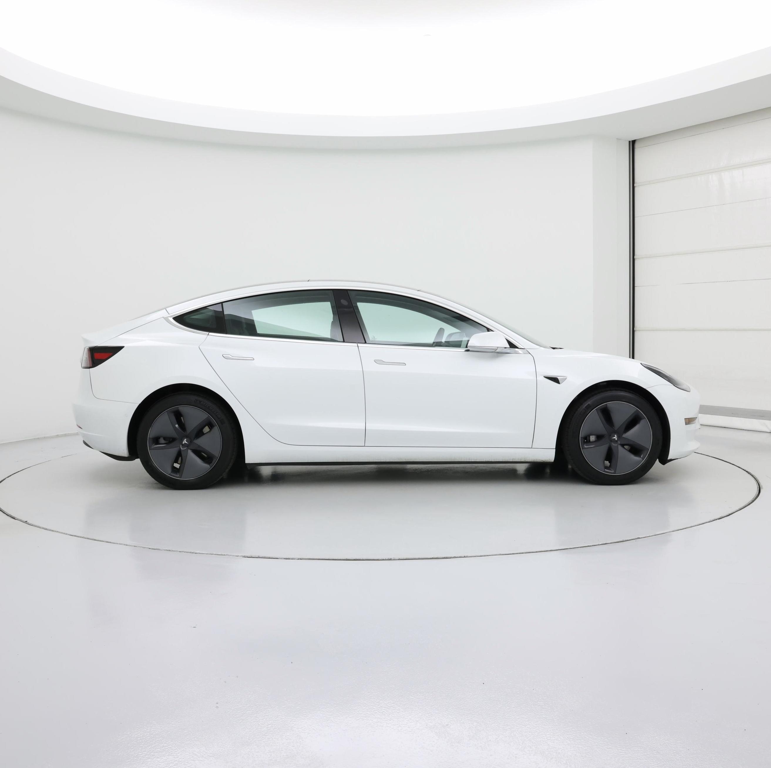 Thumbnail: 2020 Tesla Model 3 - 7