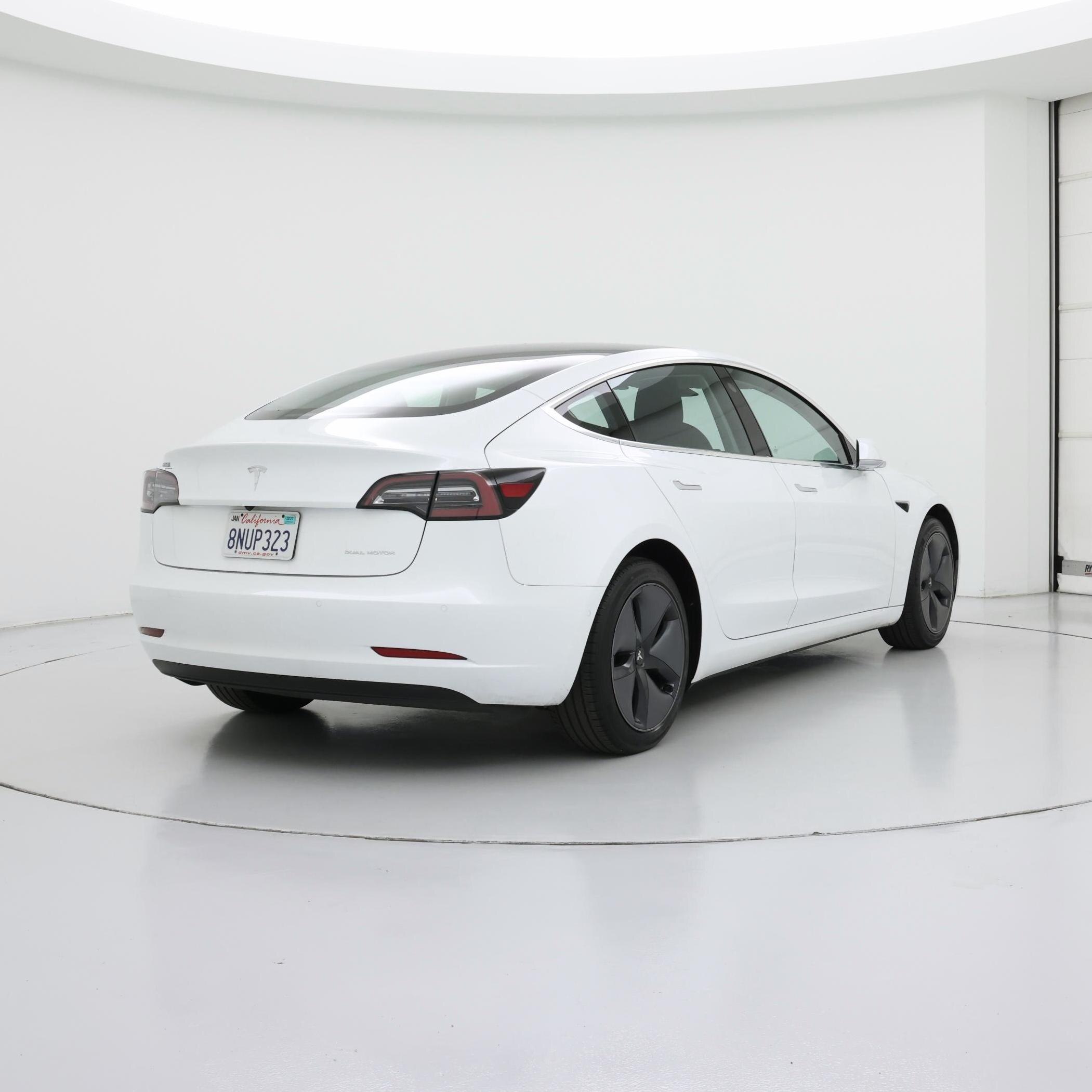 Thumbnail: 2020 Tesla Model 3 - 8