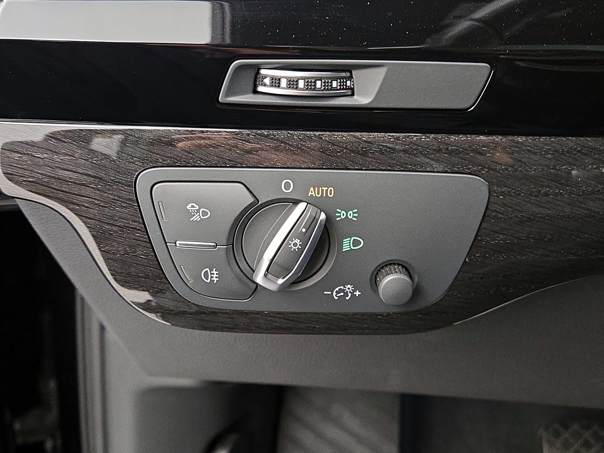 Thumbnail: 2019 Audi Q7 - 13