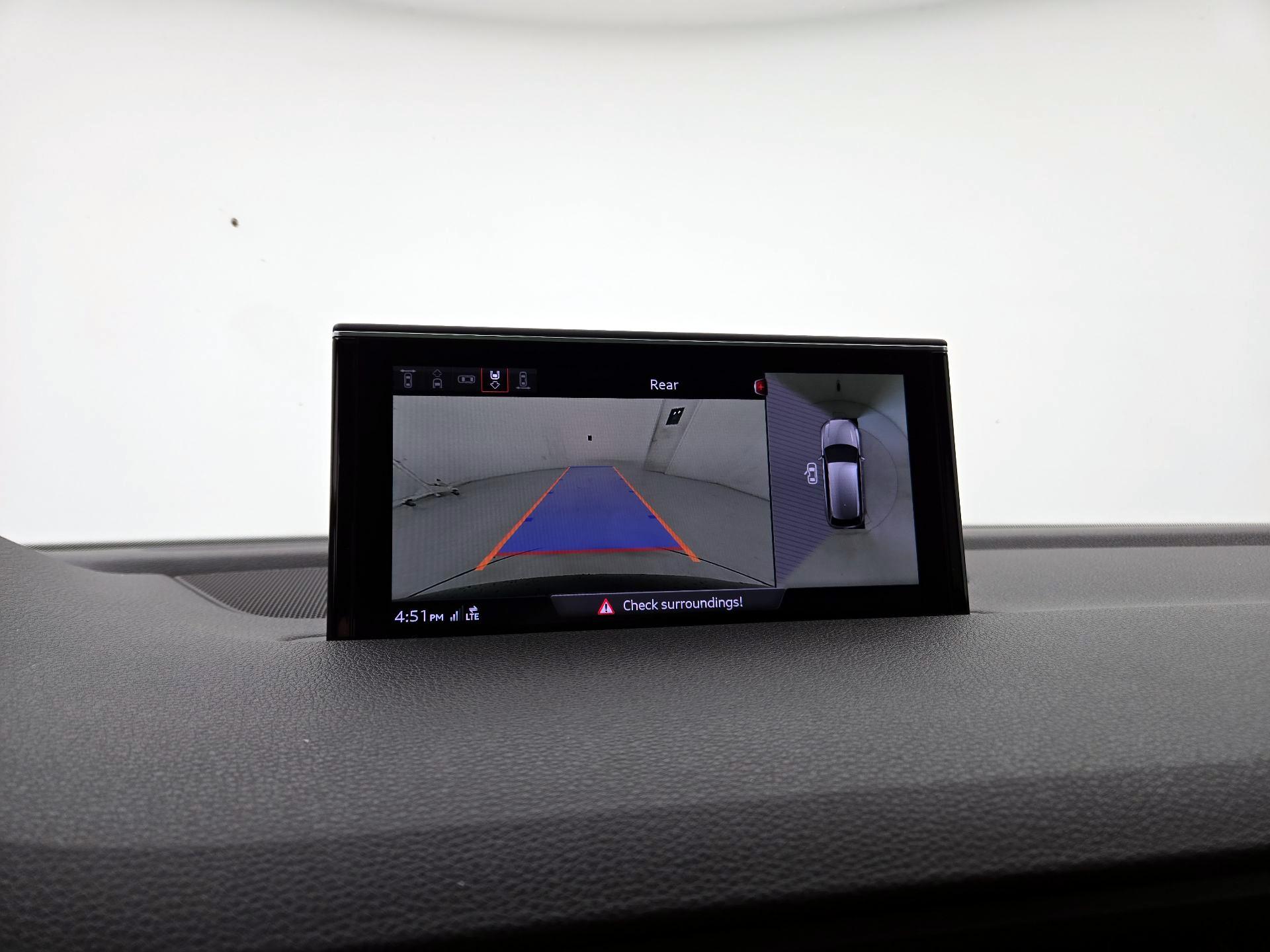 Thumbnail: 2019 Audi Q7 - 15