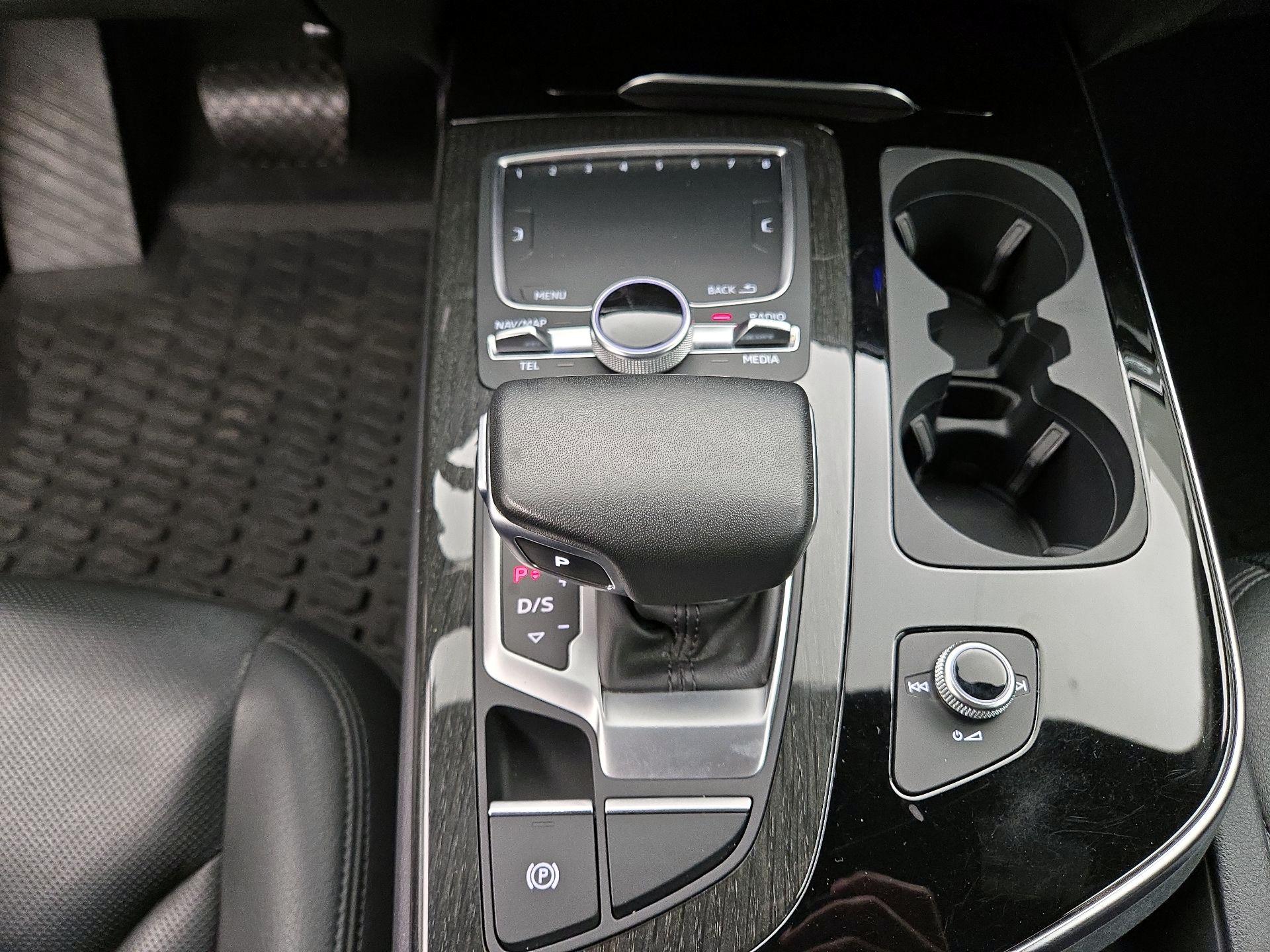 Thumbnail: 2019 Audi Q7 - 18