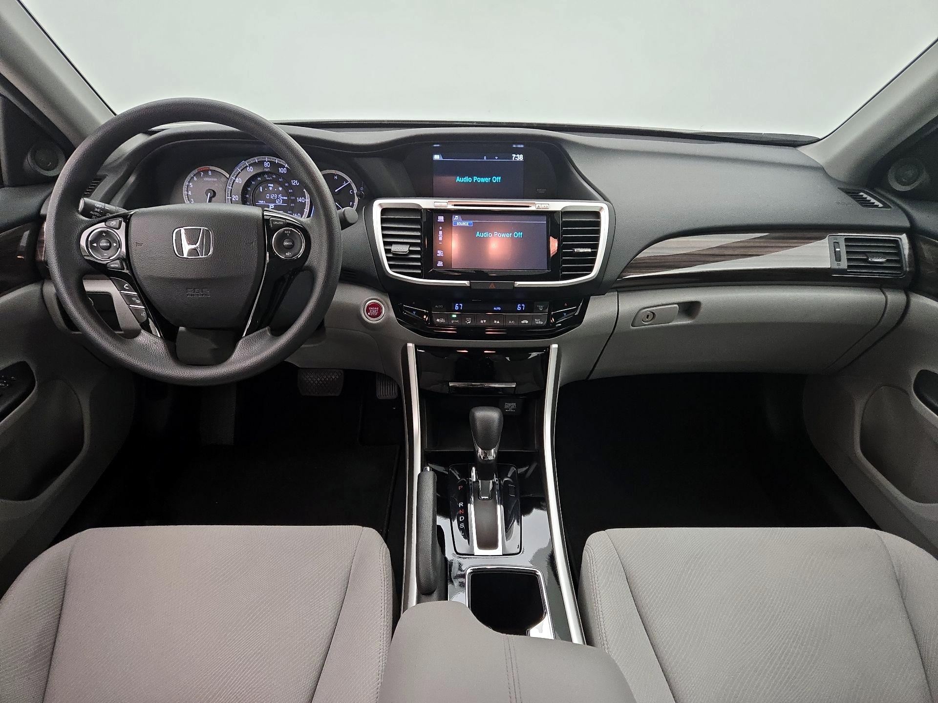 Thumbnail: 2016 Honda Accord - 9