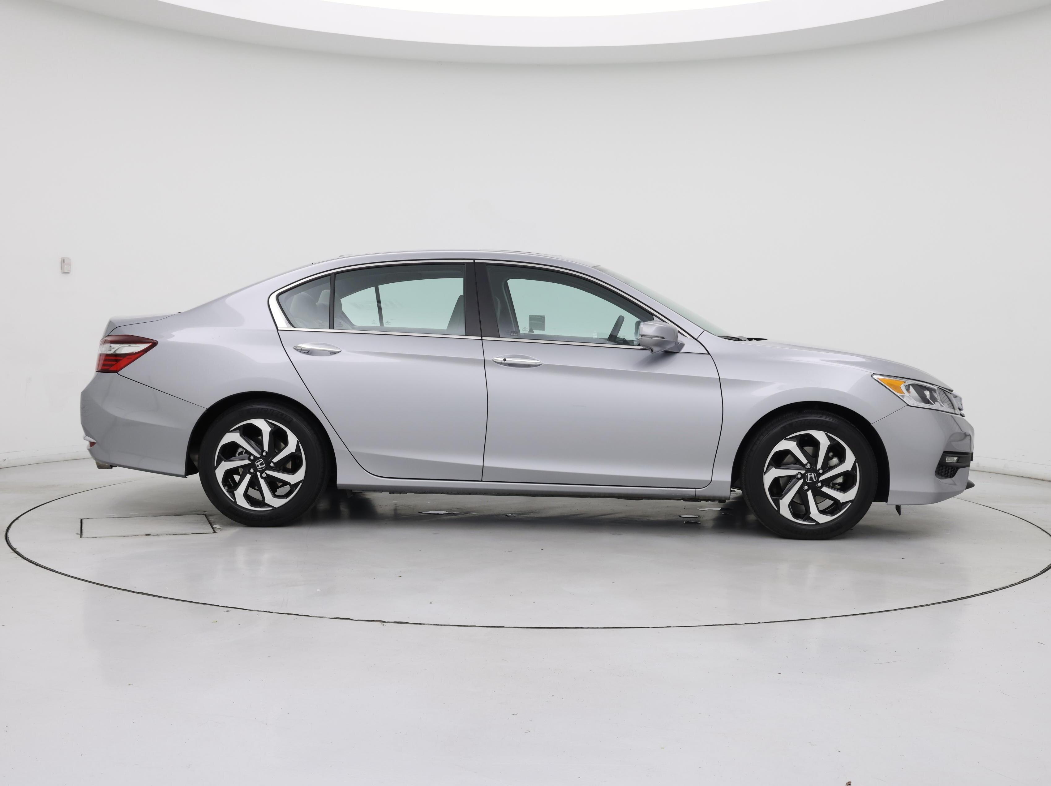 Thumbnail: 2016 Honda Accord - 7