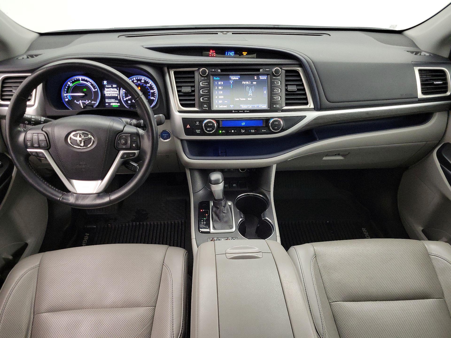 Thumbnail: 2018 Toyota Highlander - 9