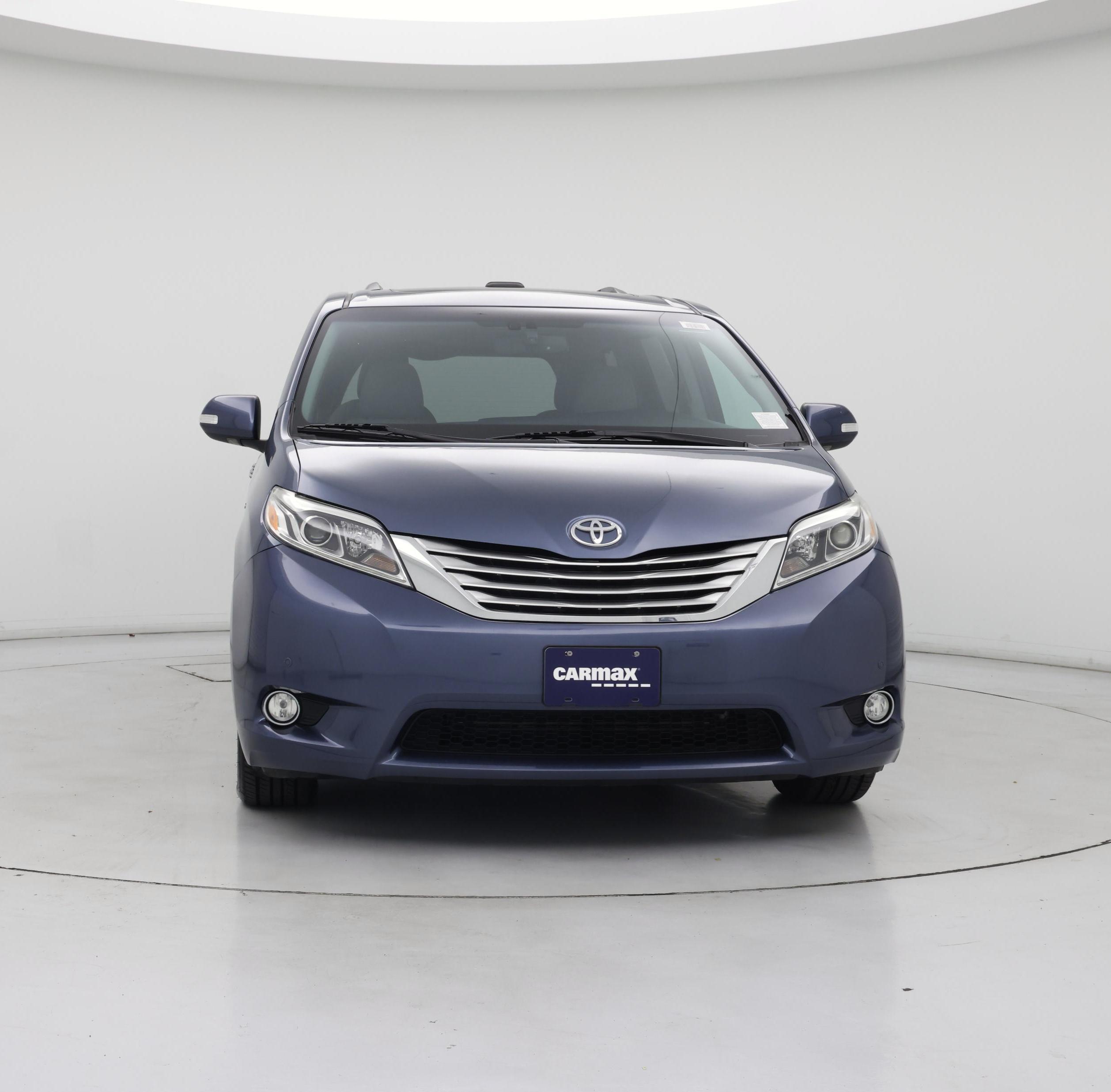 Thumbnail: 2017 Toyota Sienna - 5