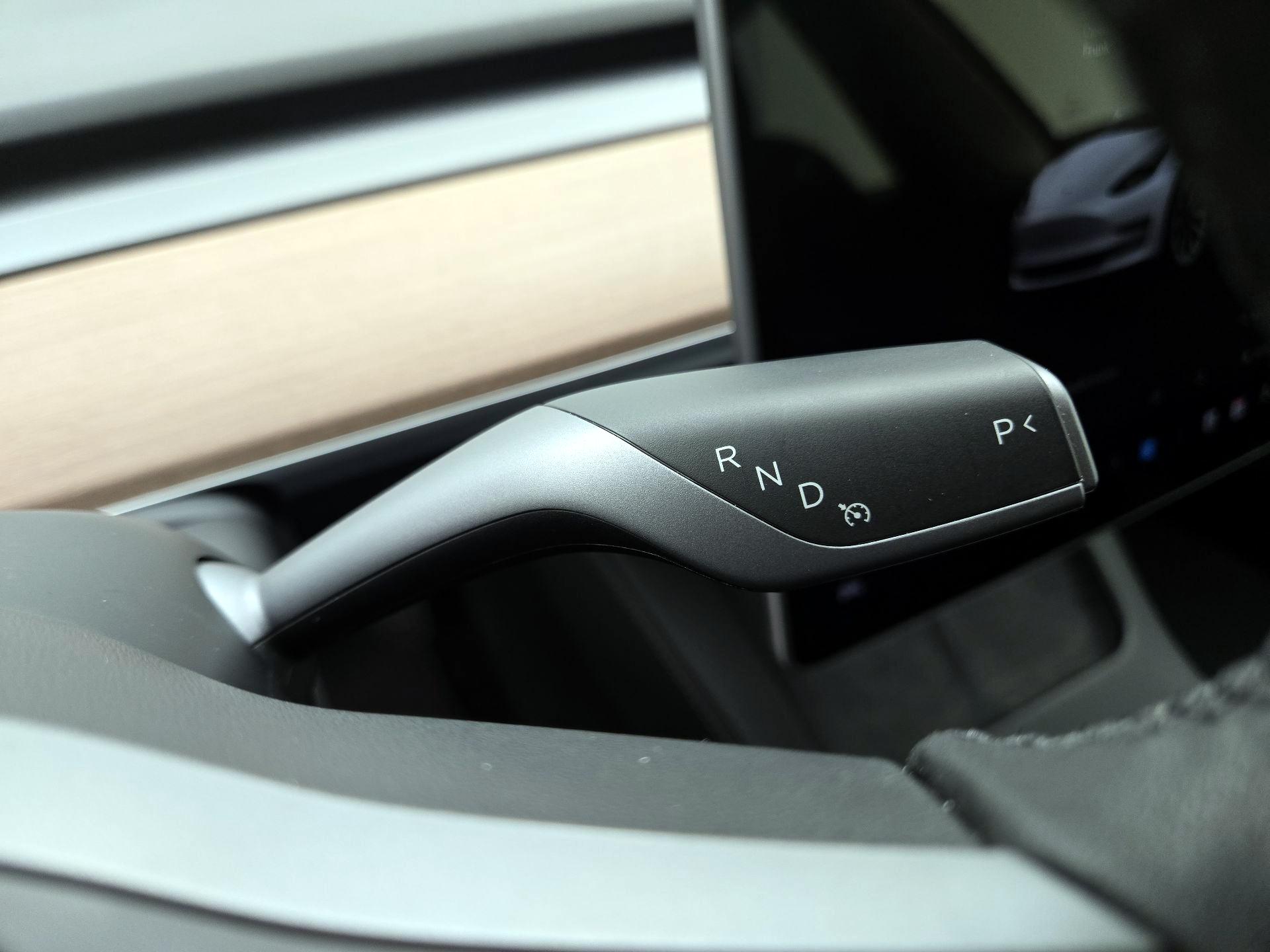 Thumbnail: 2022 Tesla Model 3 - 16