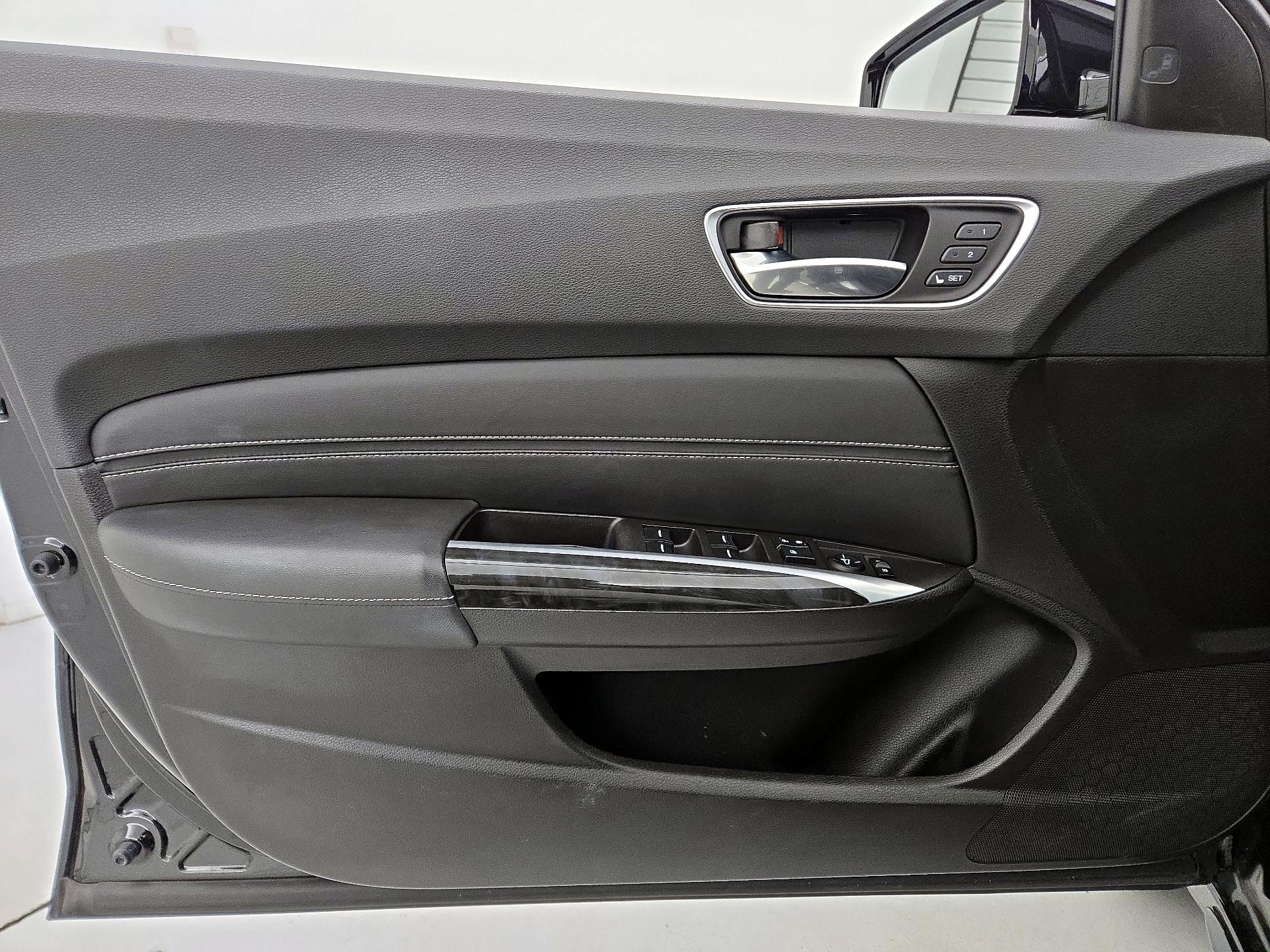 Thumbnail: 2019 Acura TLX - 12