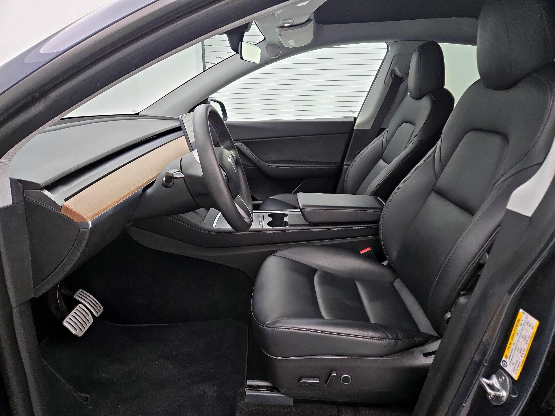 Thumbnail: 2022 Tesla Model Y - 11