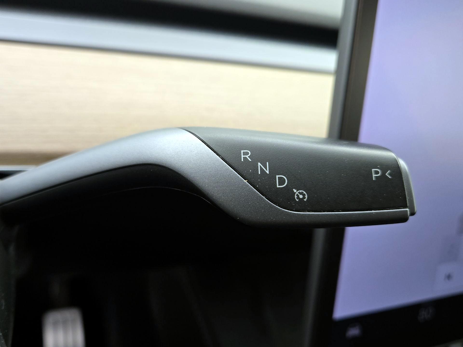 Thumbnail: 2022 Tesla Model Y - 17