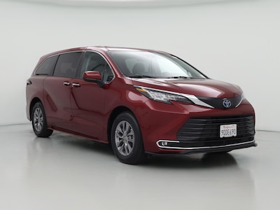 2022 Toyota Sienna Hybrid XLE
